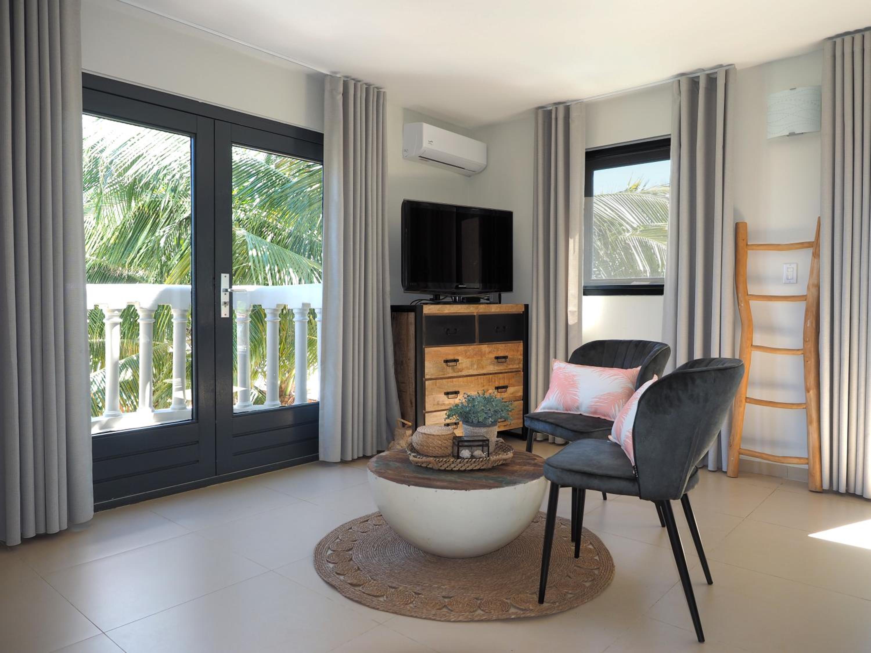 Oasis guesthouse, Boutique Style Hotel