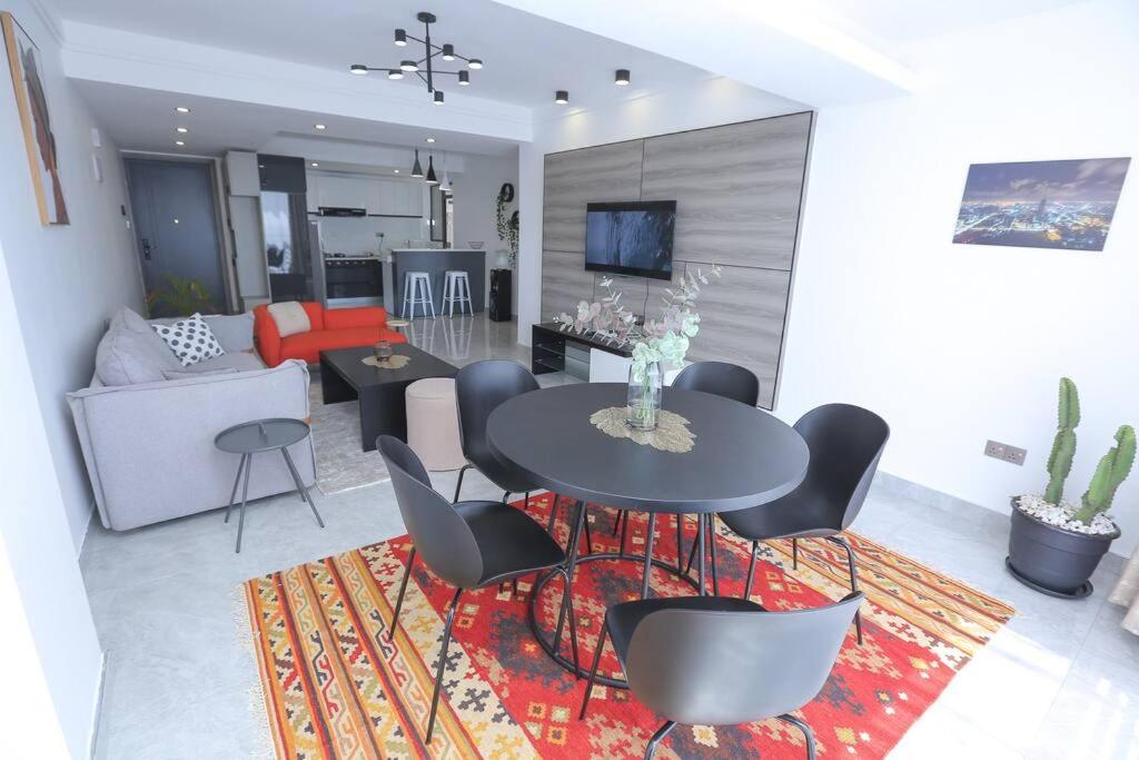 3 bedroom on 13th floor with pool and gymn in Kilimani, Nairobi near Kileleshwa view 2