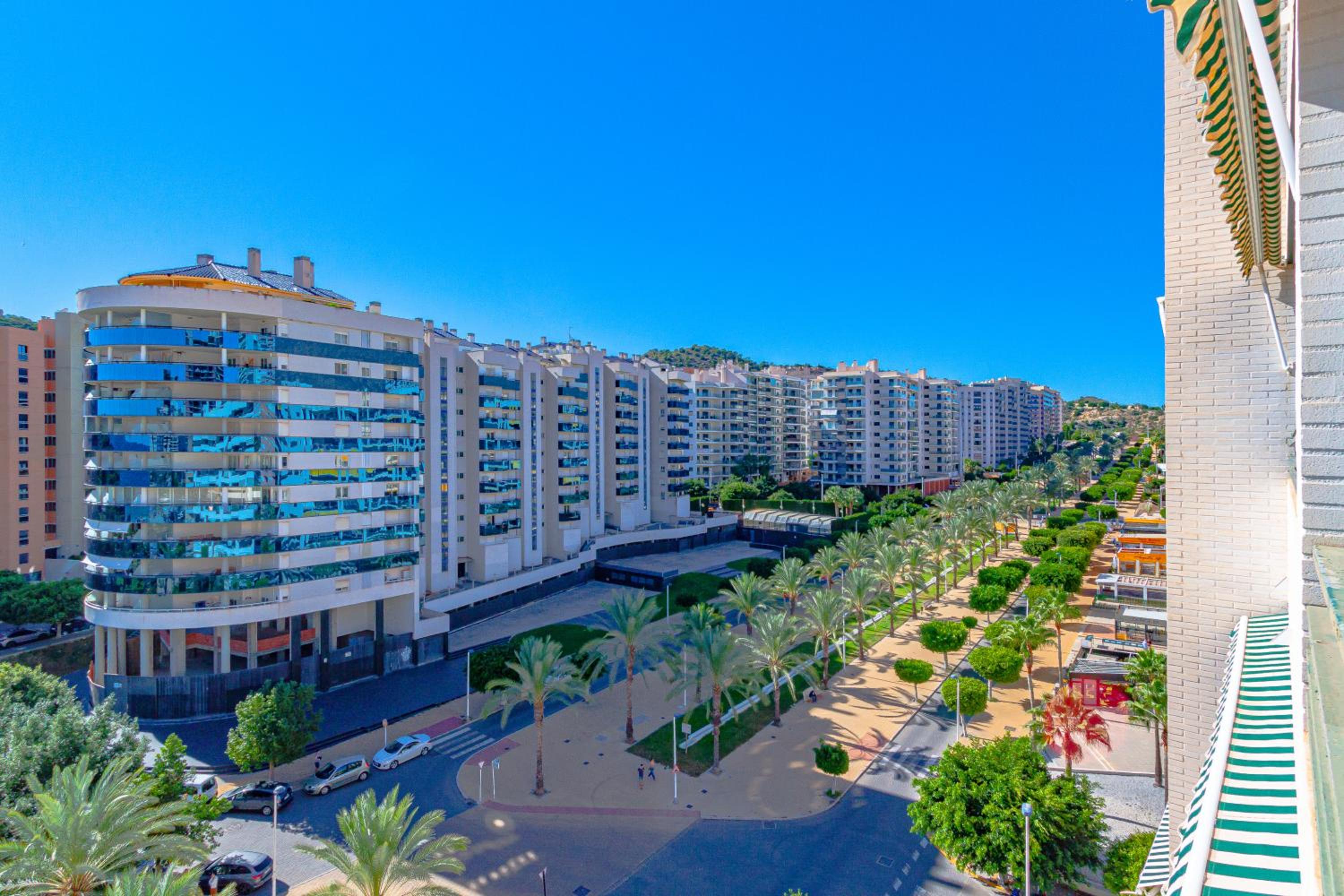 Balcón del Mar Sunny Apartment