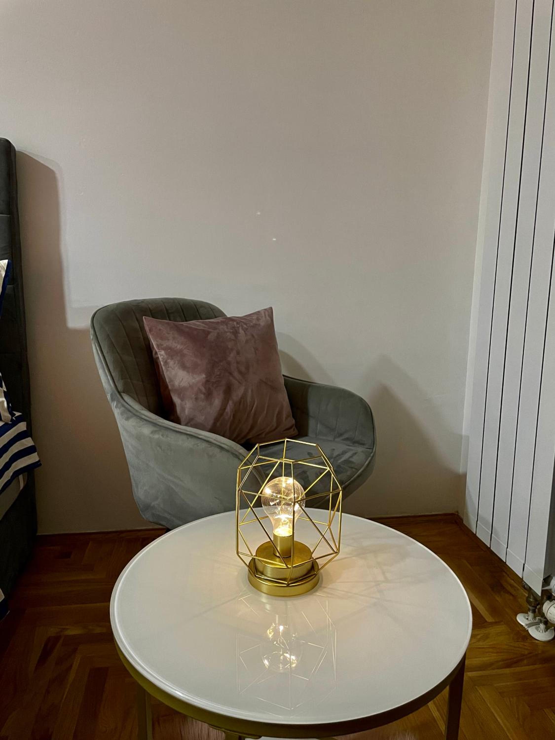 Farola Apartment