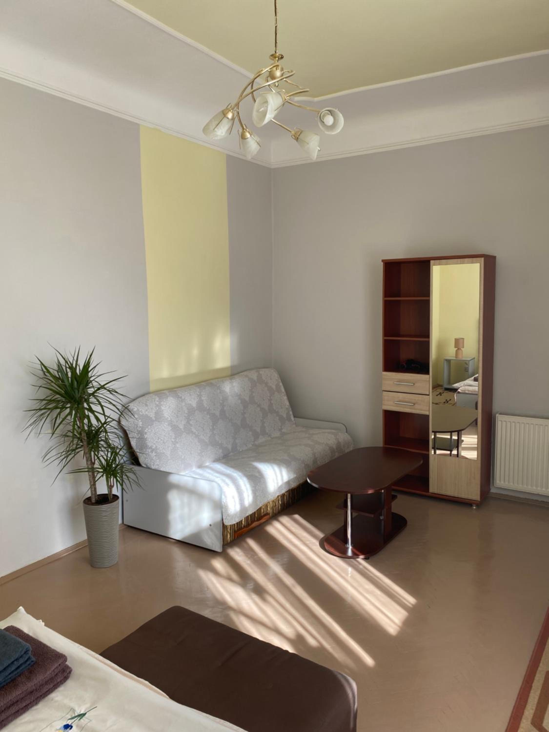Den Apart on Rynok Square view 4