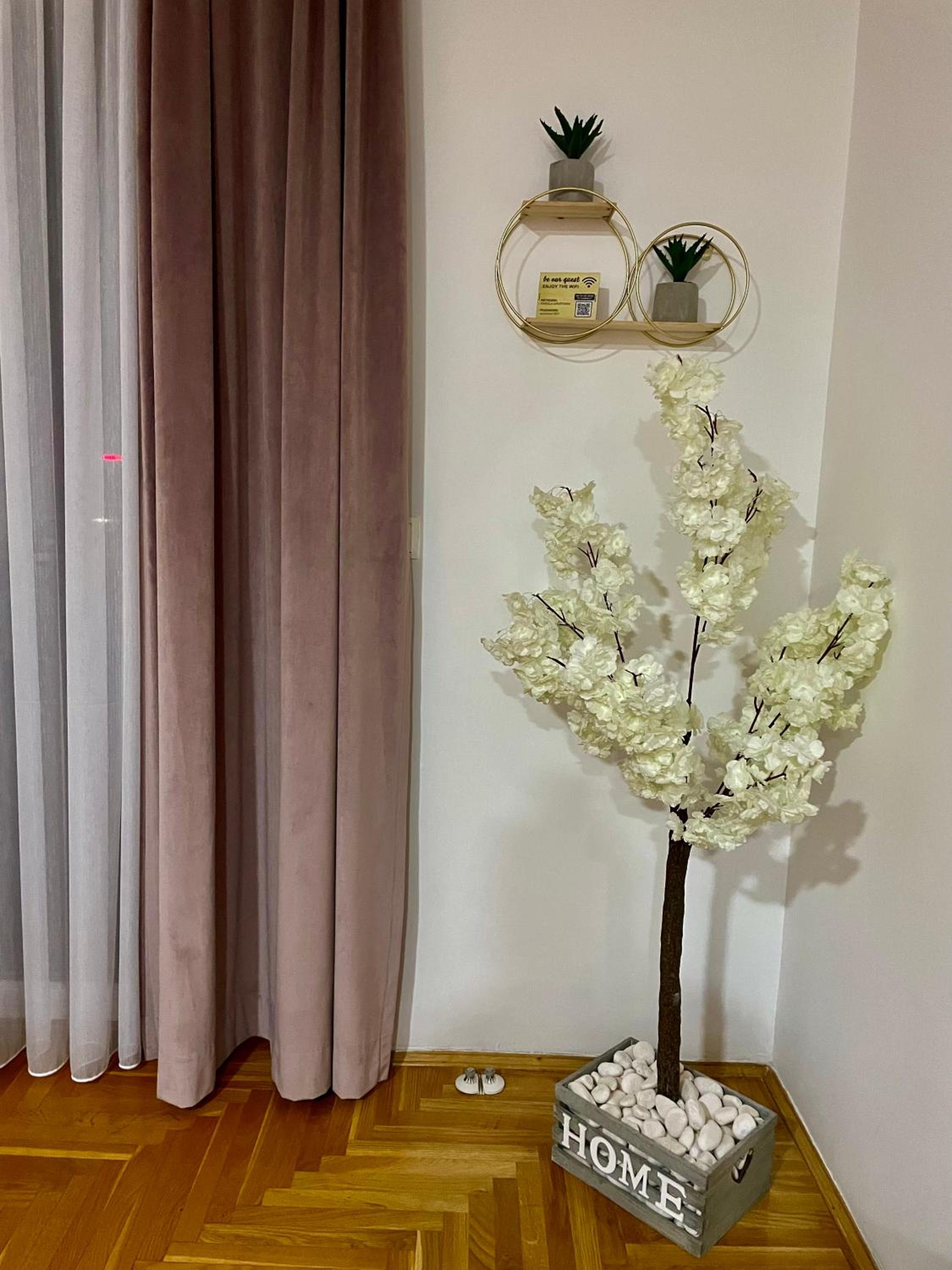 Farola Apartment