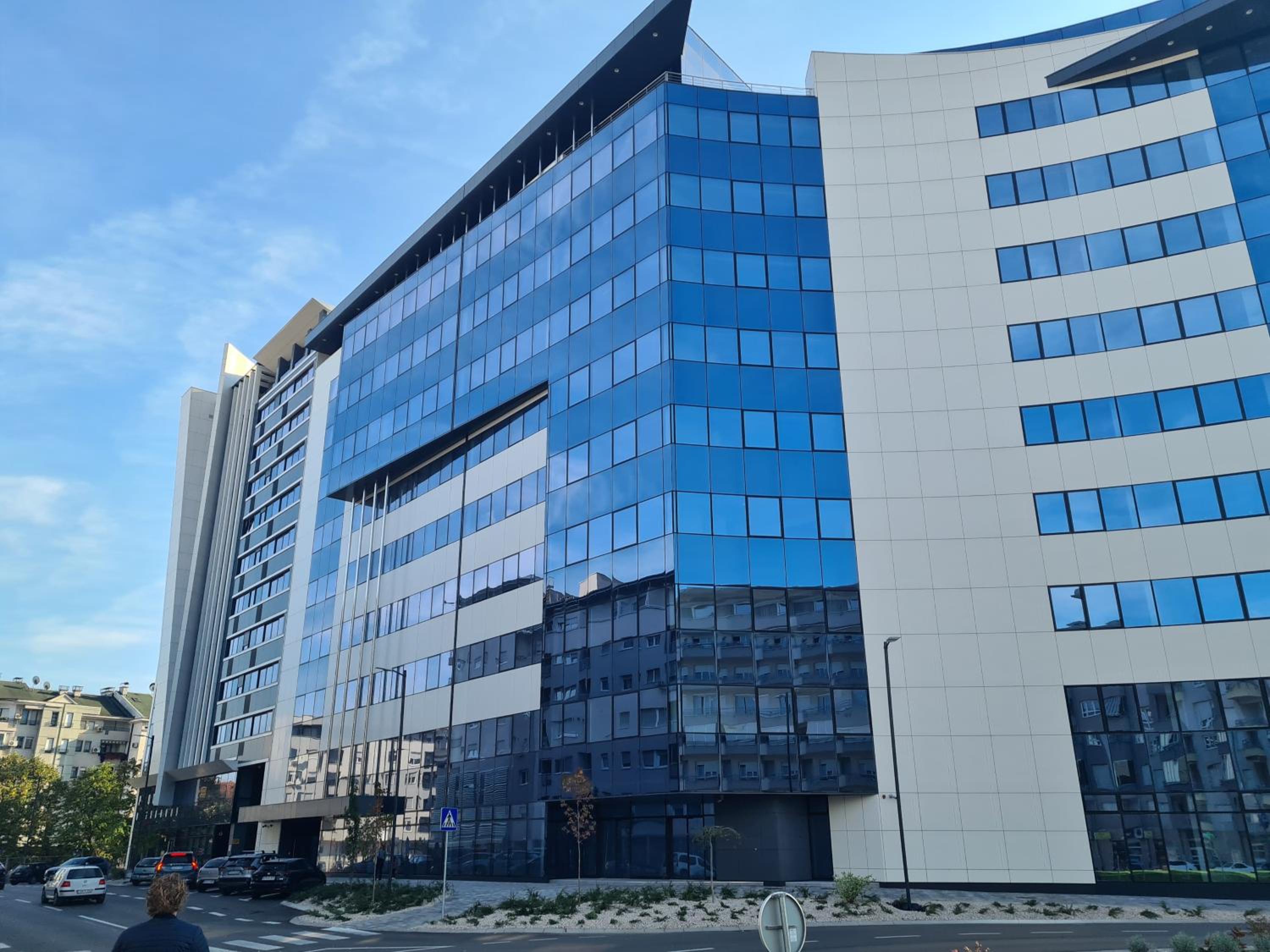 GRAND LUX APARTMENTS