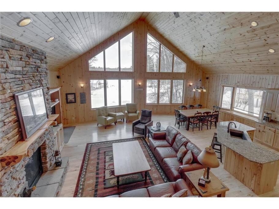 Large Log Home on Lake with Hot Tub view 2