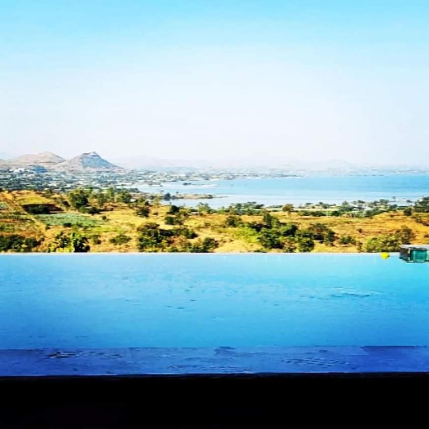EZE NOF - A hilltop villa with 360º water view view 3