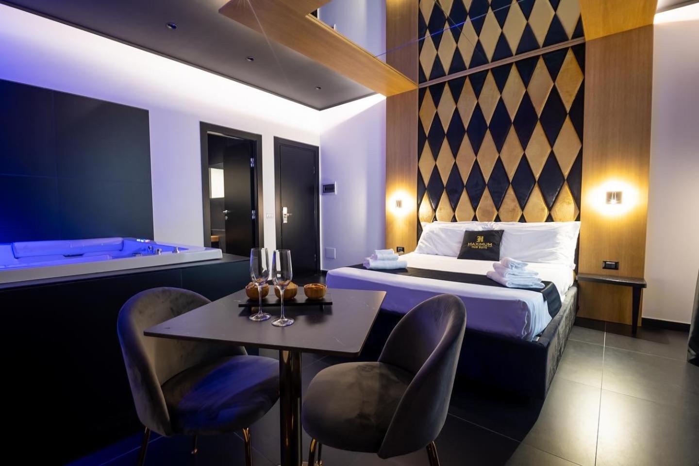 Maximum hub suite&spa photo 3