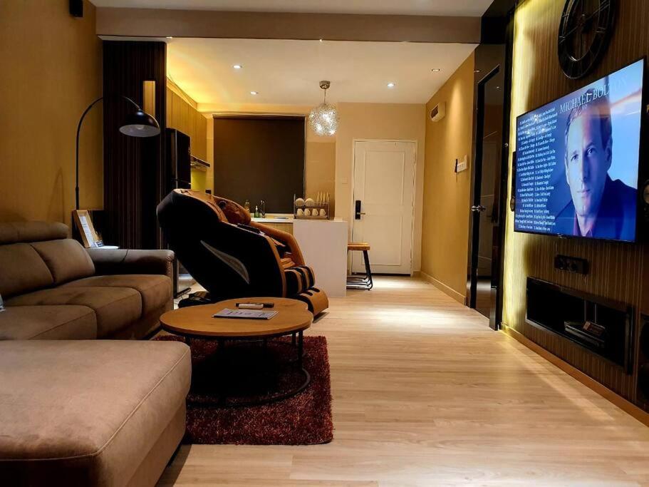 Executive Premium Comfy Home Mount Austin JB 5Pax