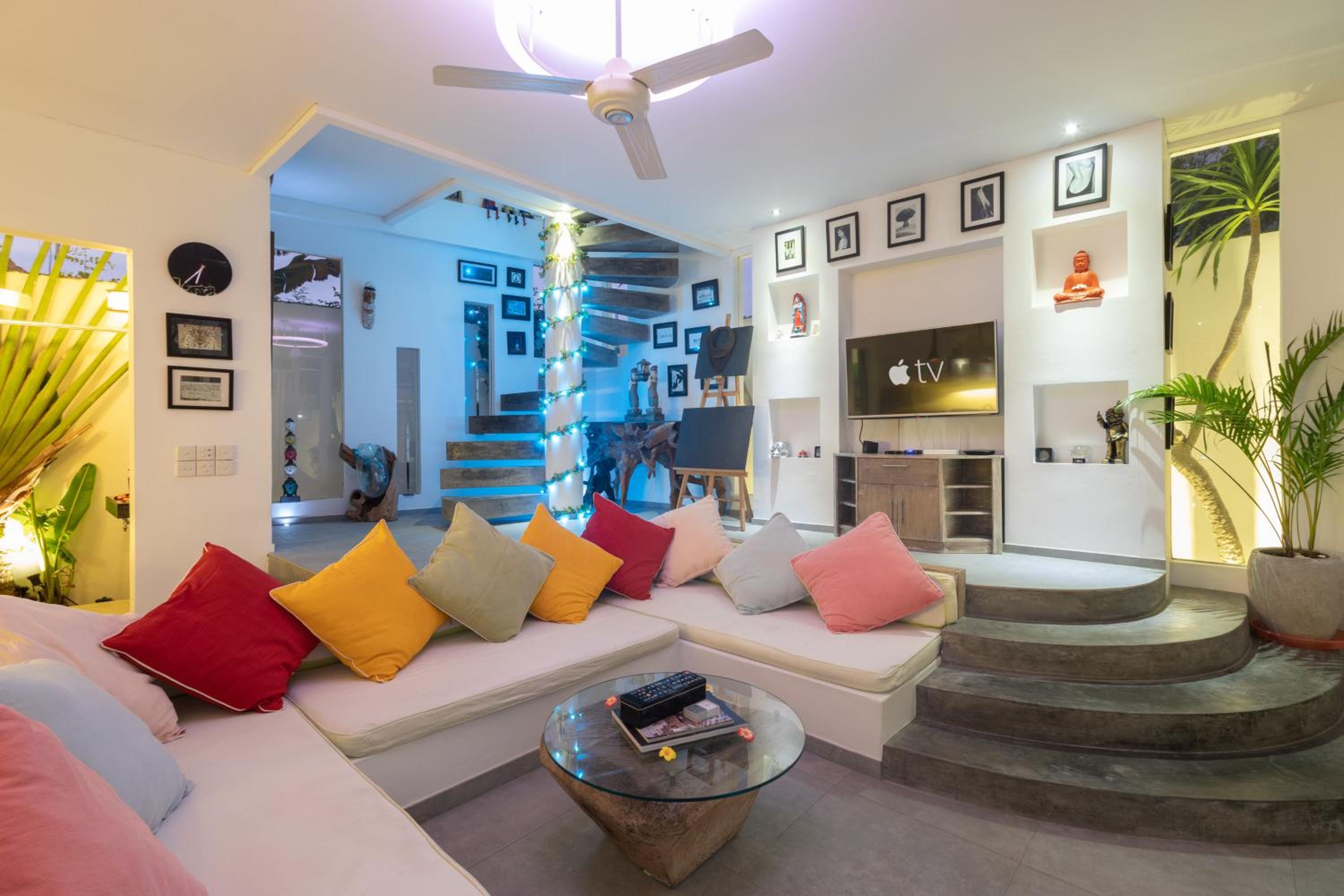 PROMO Modern Seminyak Pvt Villa with Pool and Parking view 2