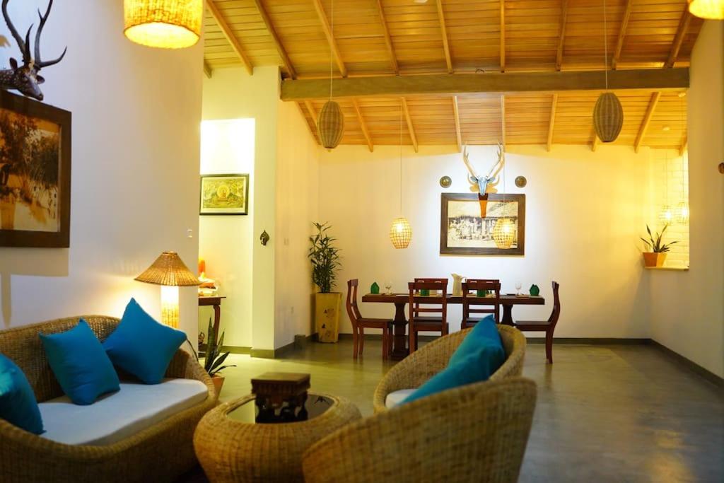 Ronaya Surf Waves view 5
