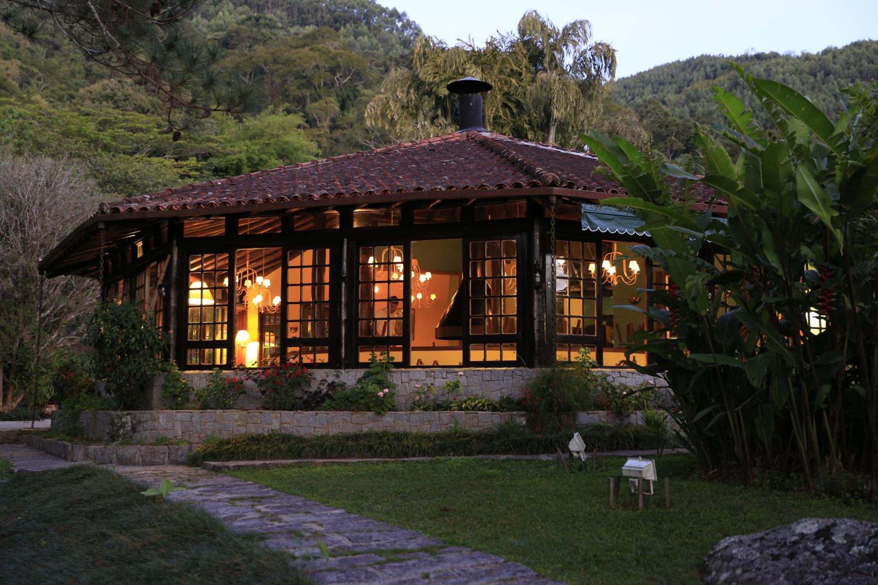 Auberge Suisse Pousada