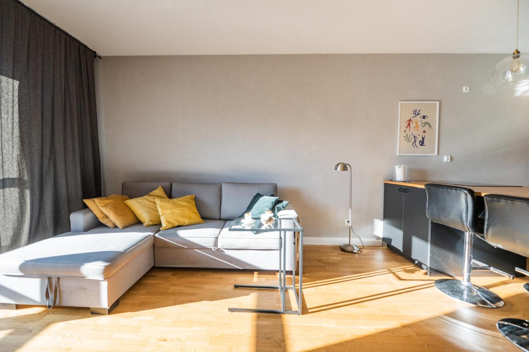 Krucza Apartment ~ Self check-in 24h ~ Parking and Lift view 5
