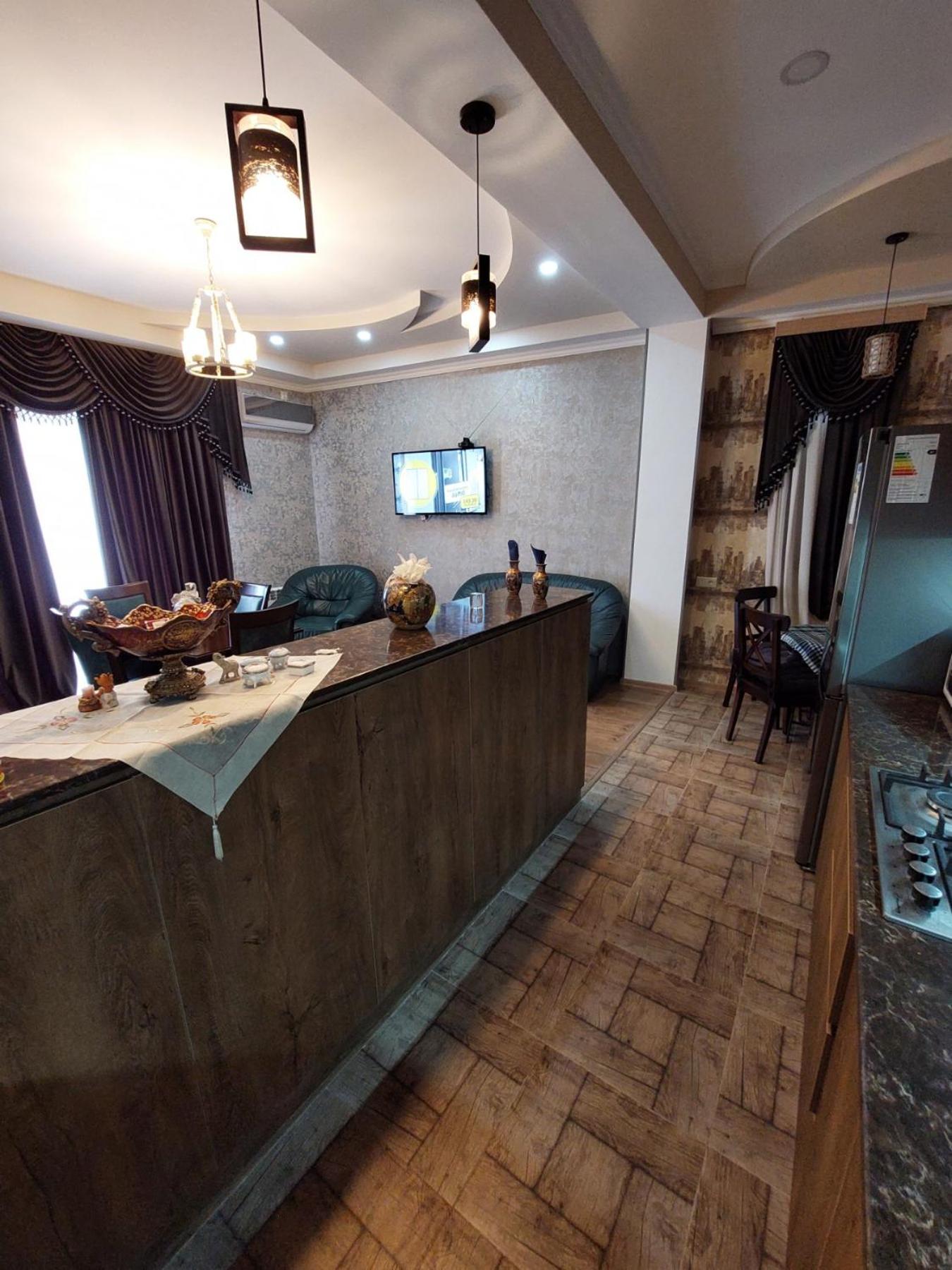 Avto's Apartment in the Centre of Kutaisi view 2