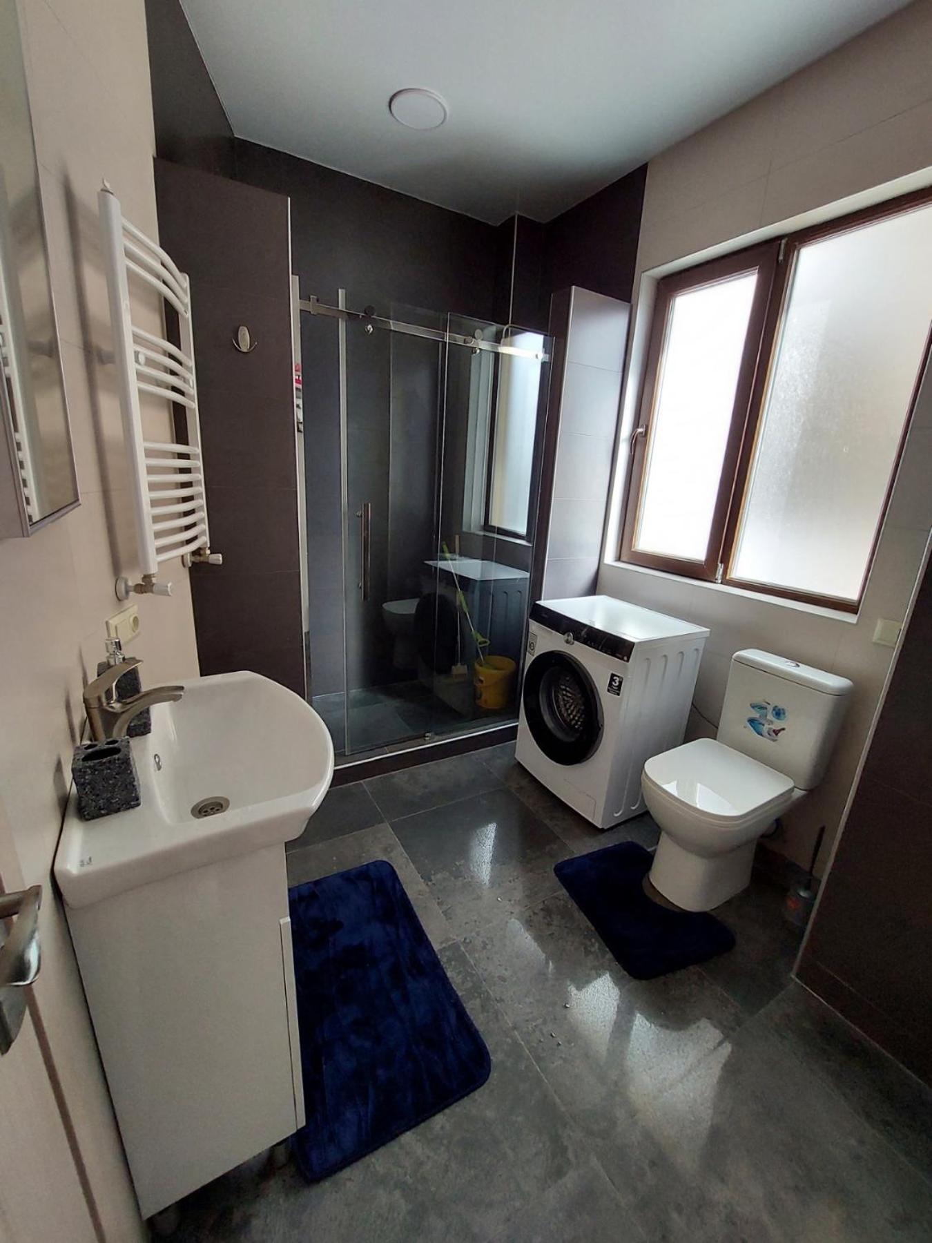 Avto's Apartment in the Centre of Kutaisi view 3