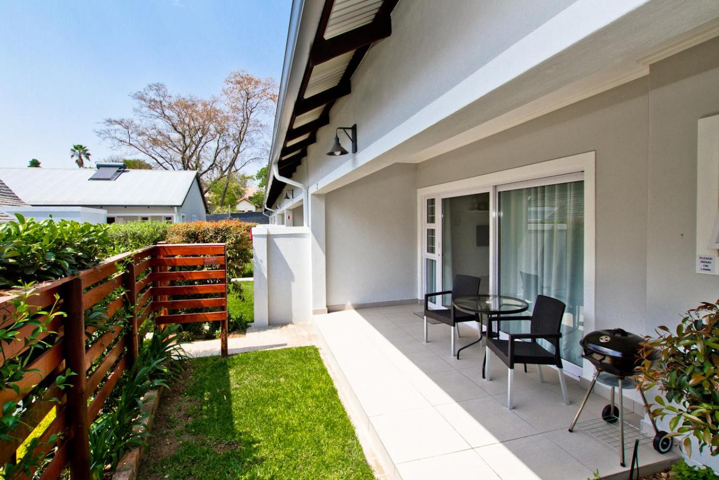 Kent Manor Guest Suites