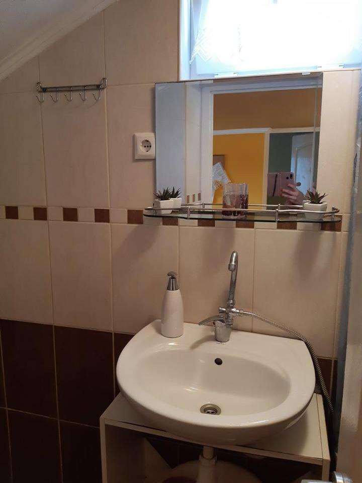Aranyeső Apartman- 300 méterre a strandtól