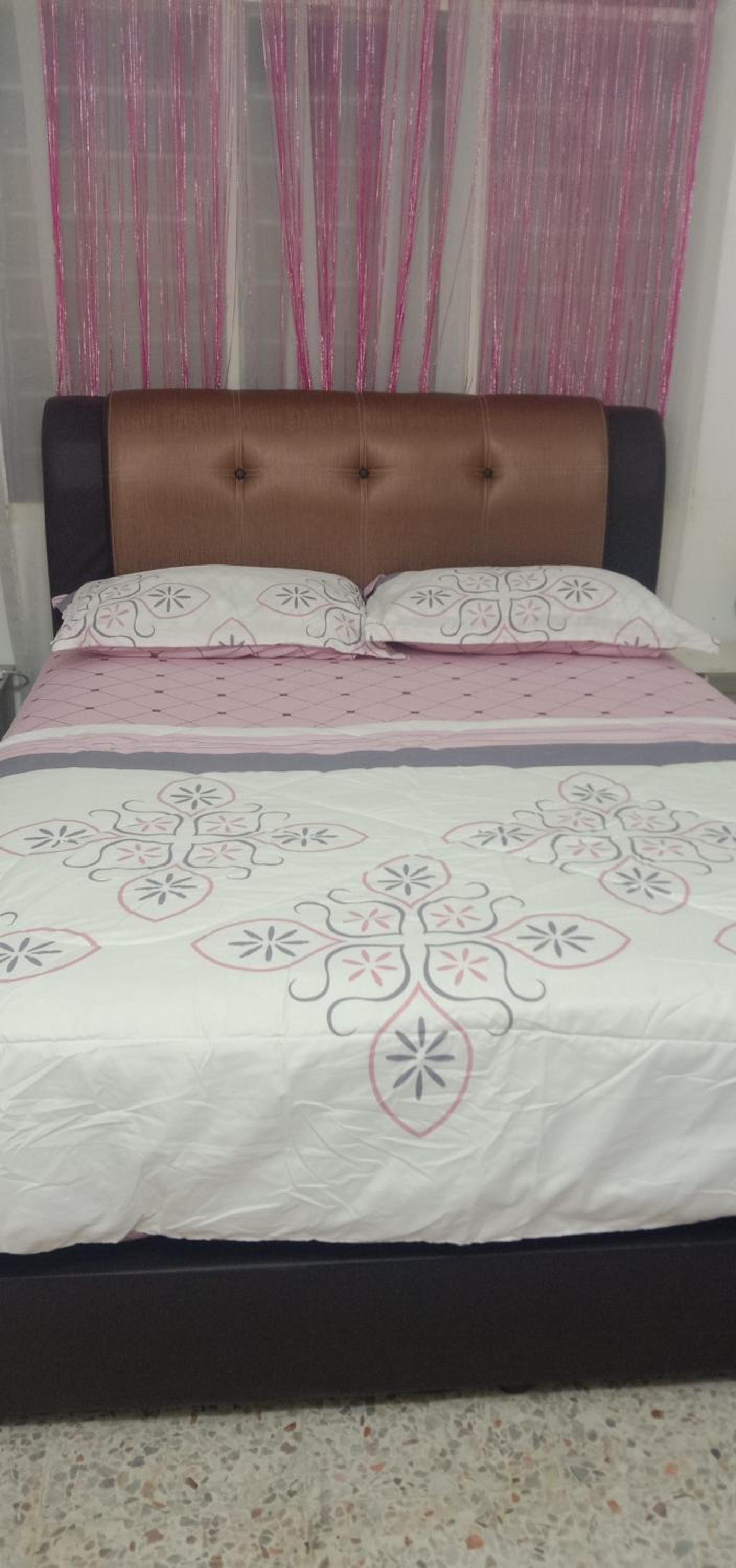 AZhomestay