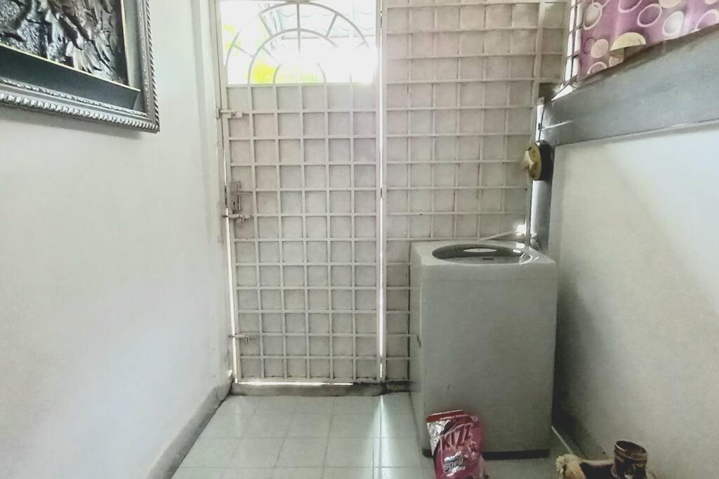 5 Bedroom 2 Bathrooms End-lot House, 3 parkings - Ipoh, Tambun view 5