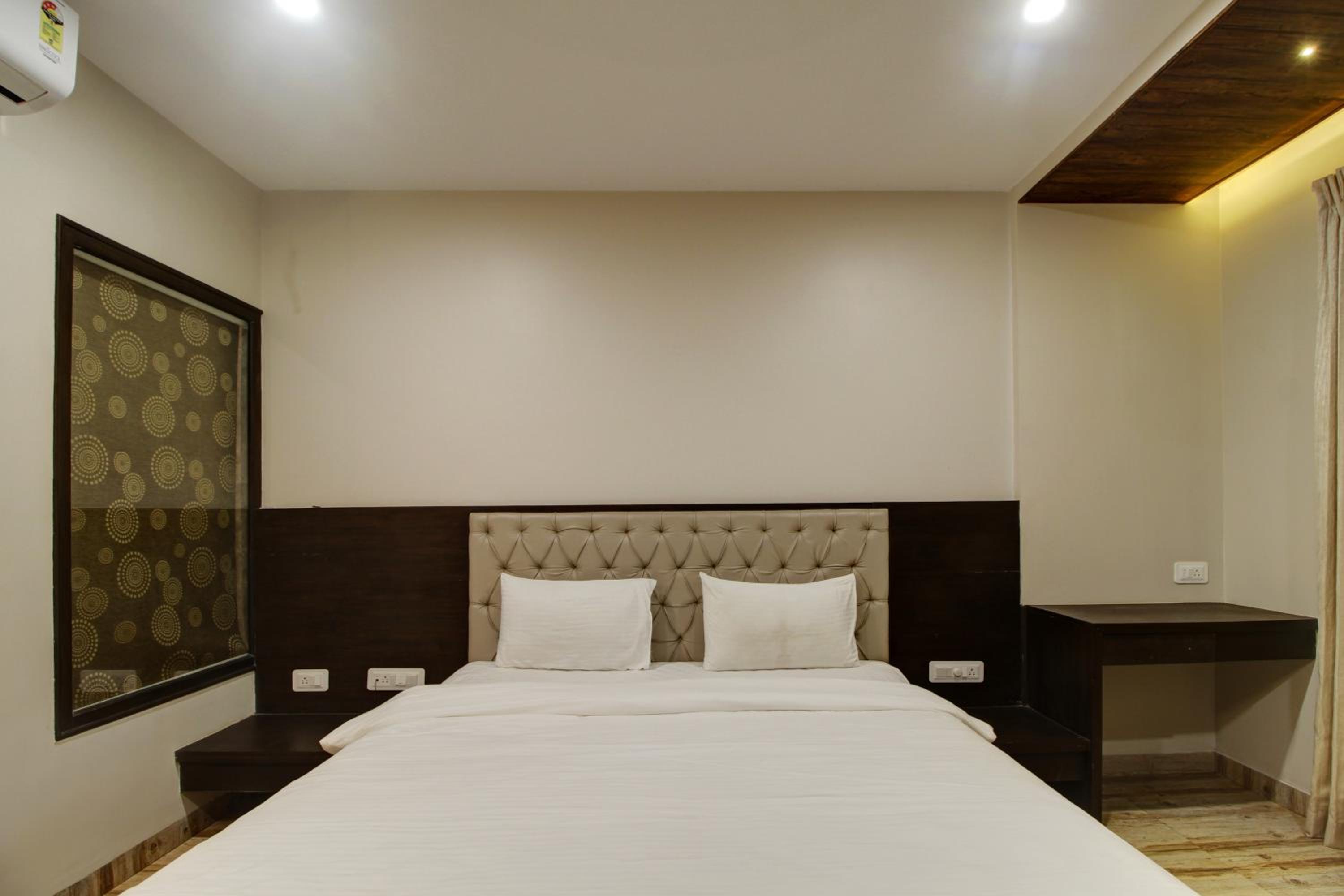 asar Upper House Morjim Beach by Orion Hotels view 5