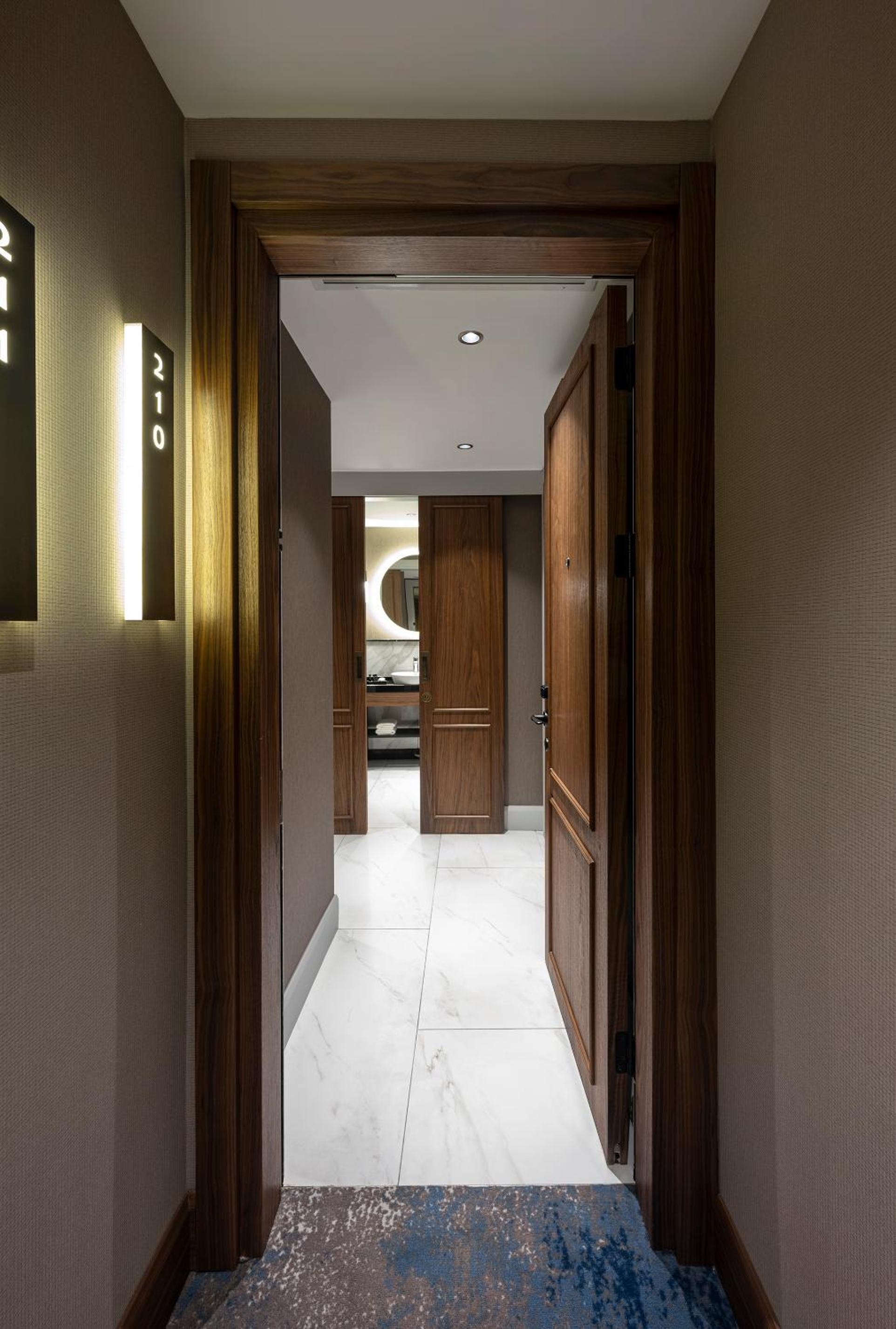 Livro Otel - Image 34