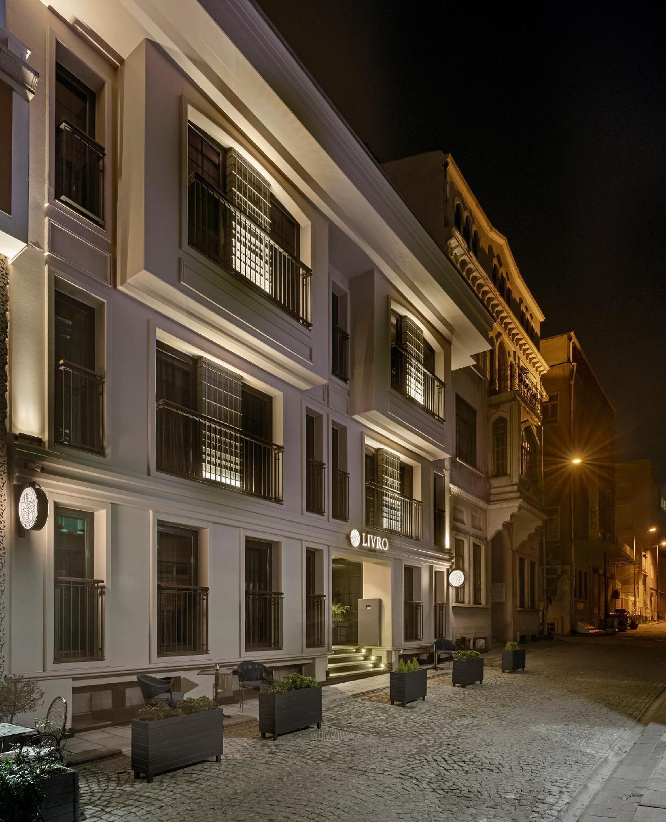 Livro Otel - Image 6