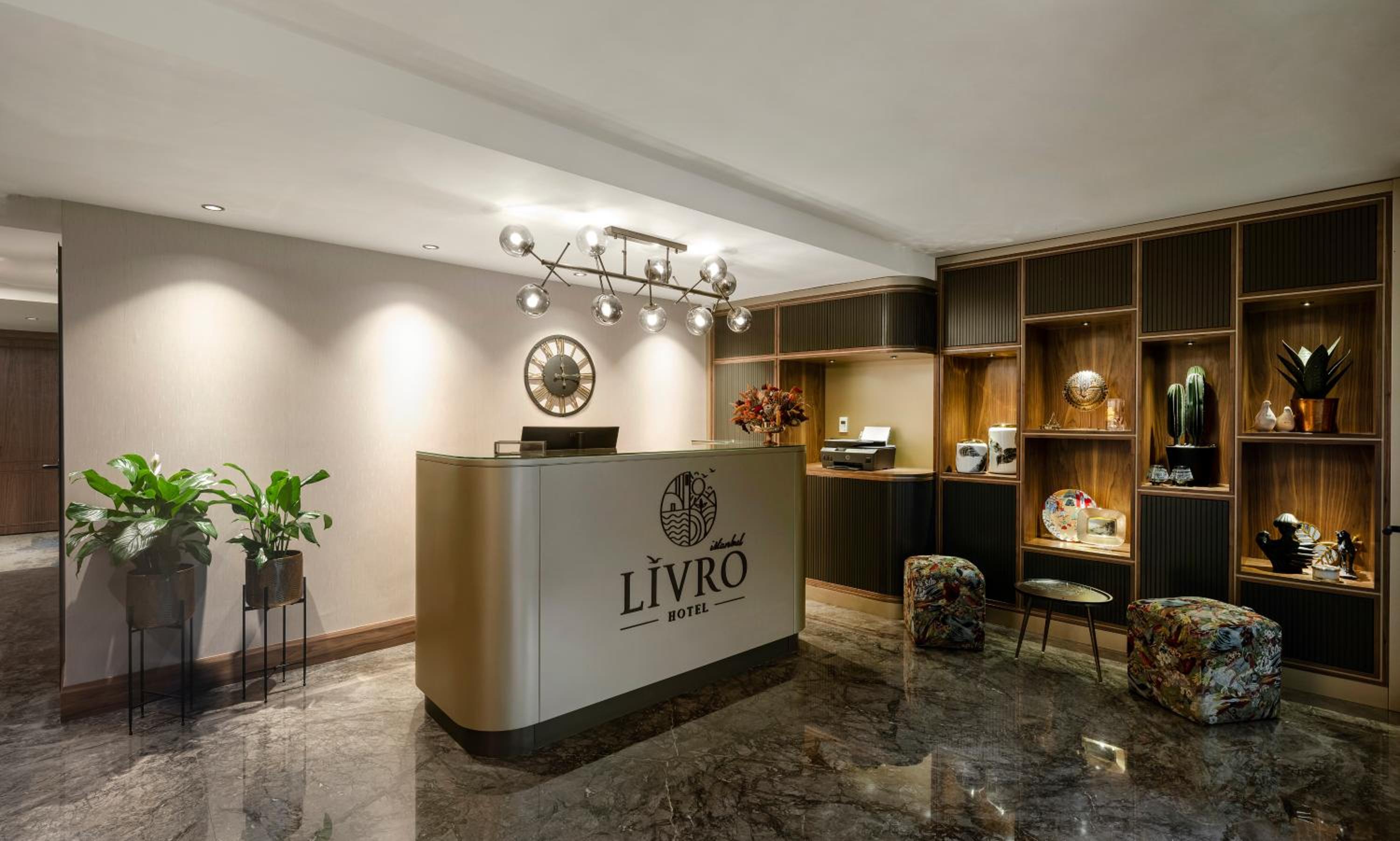 Livro Otel - Image 7