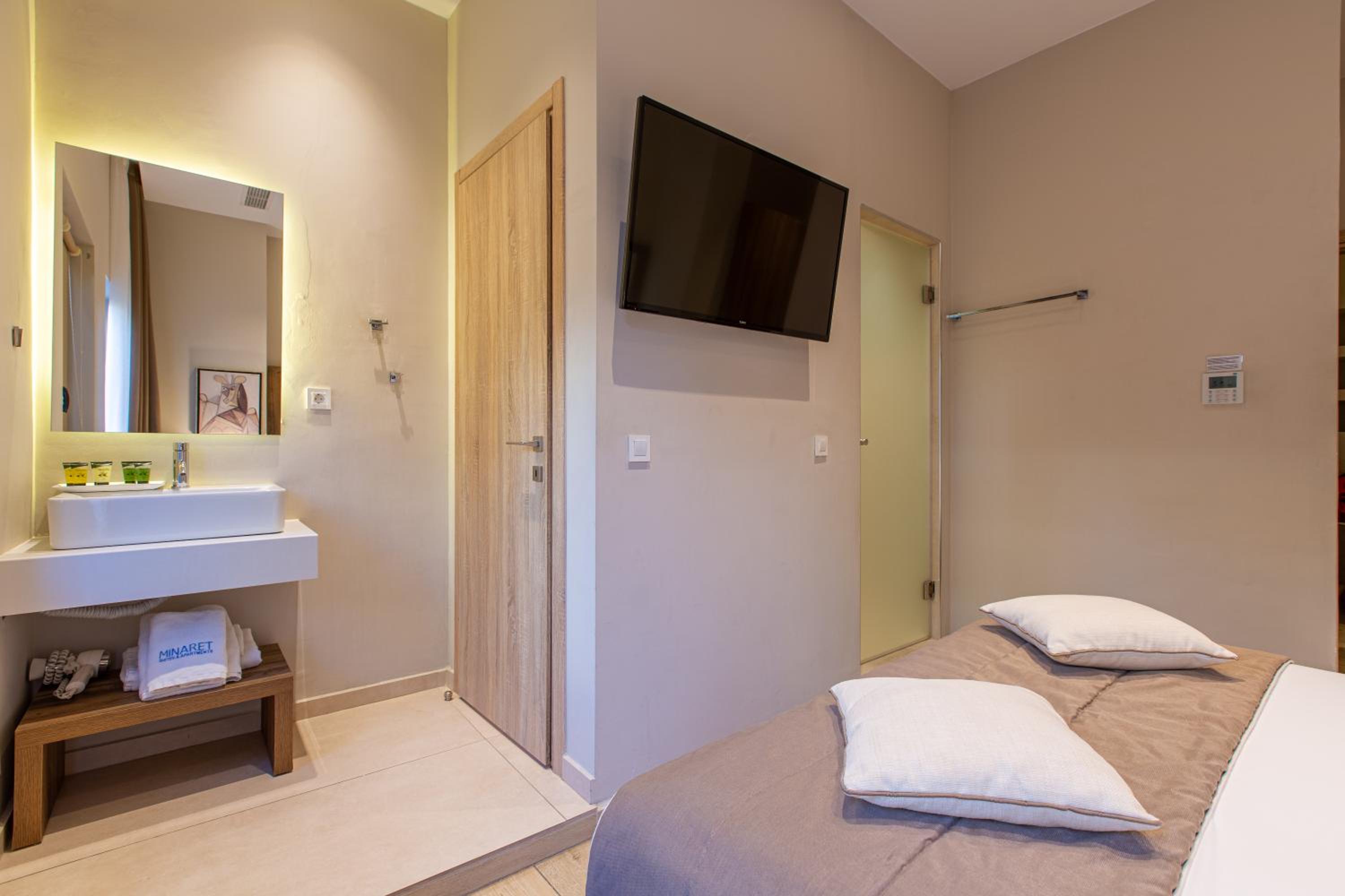Minaret Suites and Apartments
