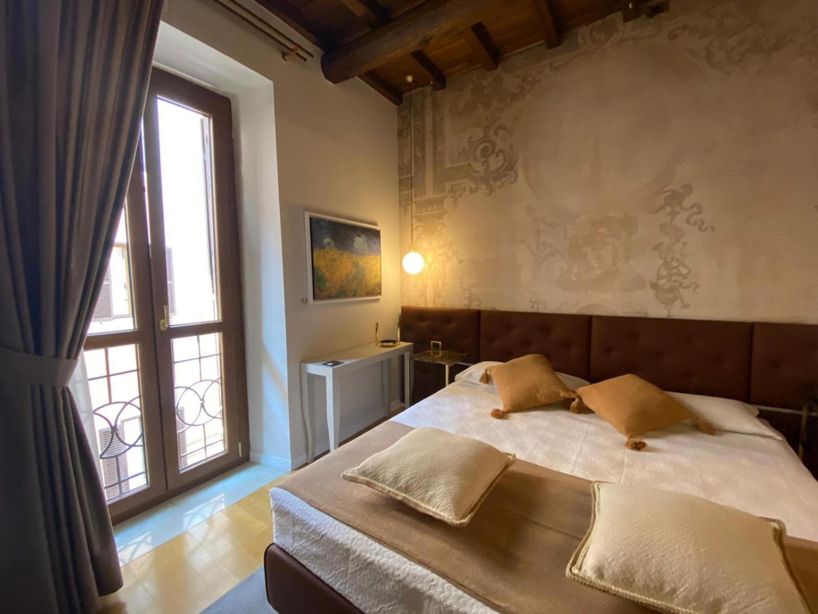 Condotti Rooms