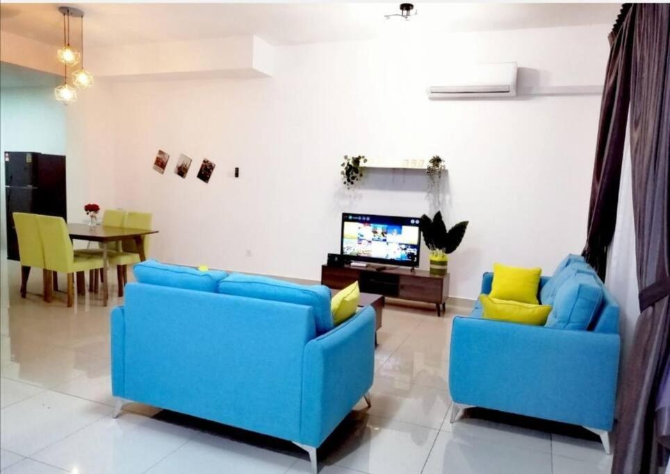 Desaru Cozy Home, 11pax, Beach ,Waterpark, Wifi, BBQ photo 3