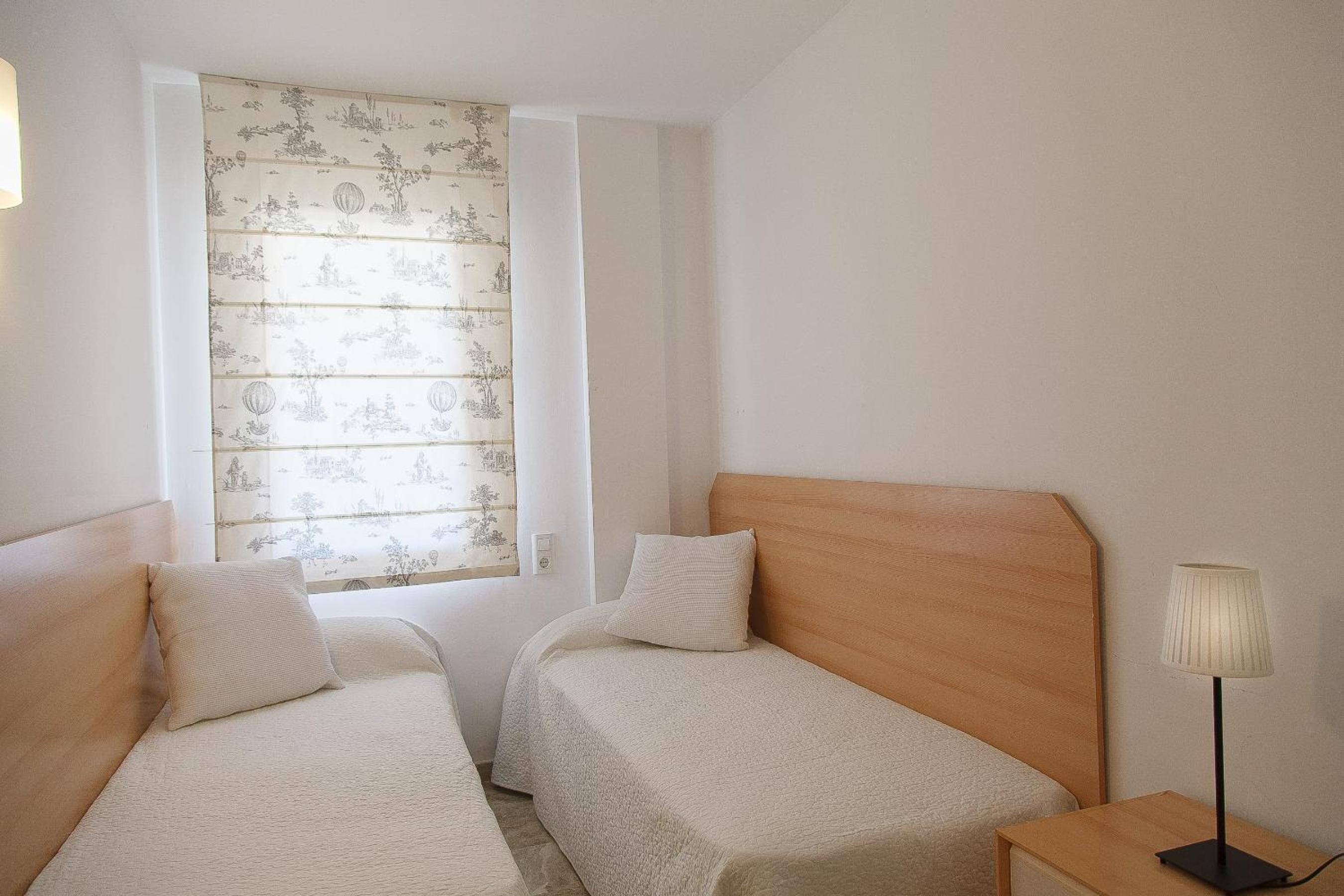 UHC Ventura Park Apartments