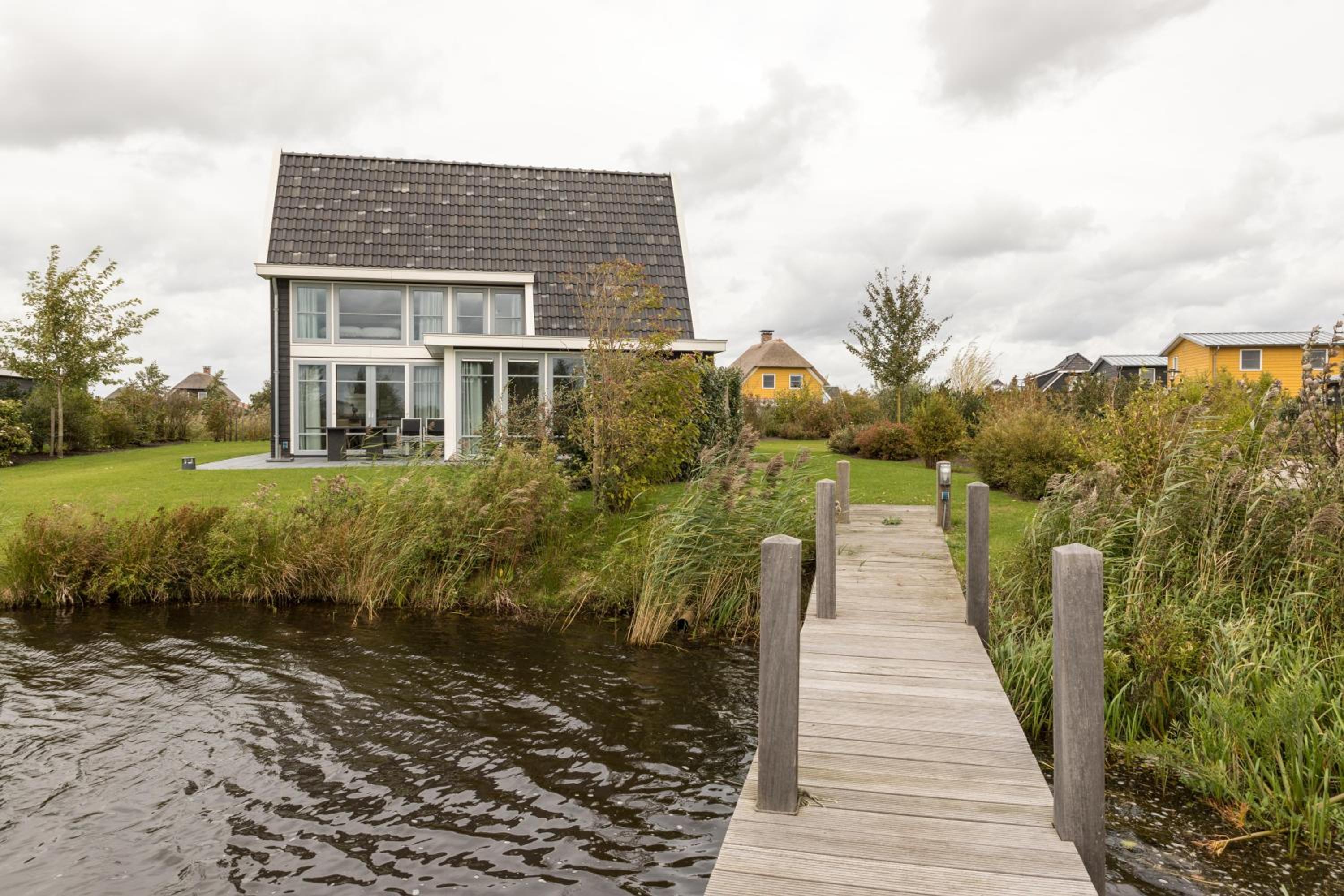 Waterresort Bodelaeke Giethoorn