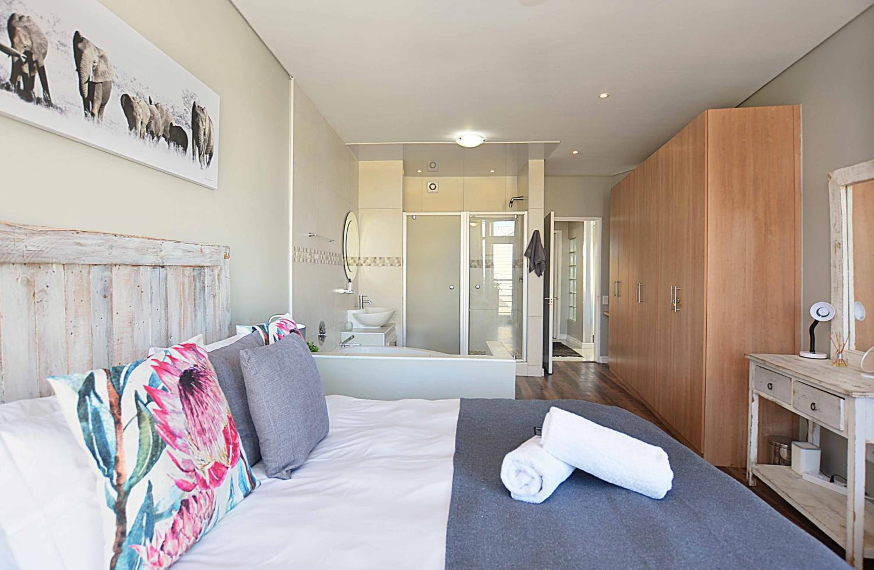 Luxury Beachfront Loft , L21 Seaside Village, Big Bay, Cape Town- 3 bedroom