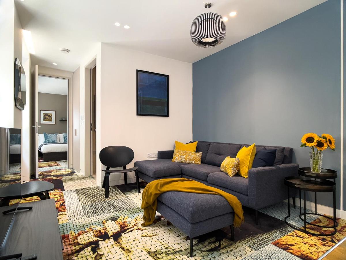 Mirabilis Apartments, Wells Court