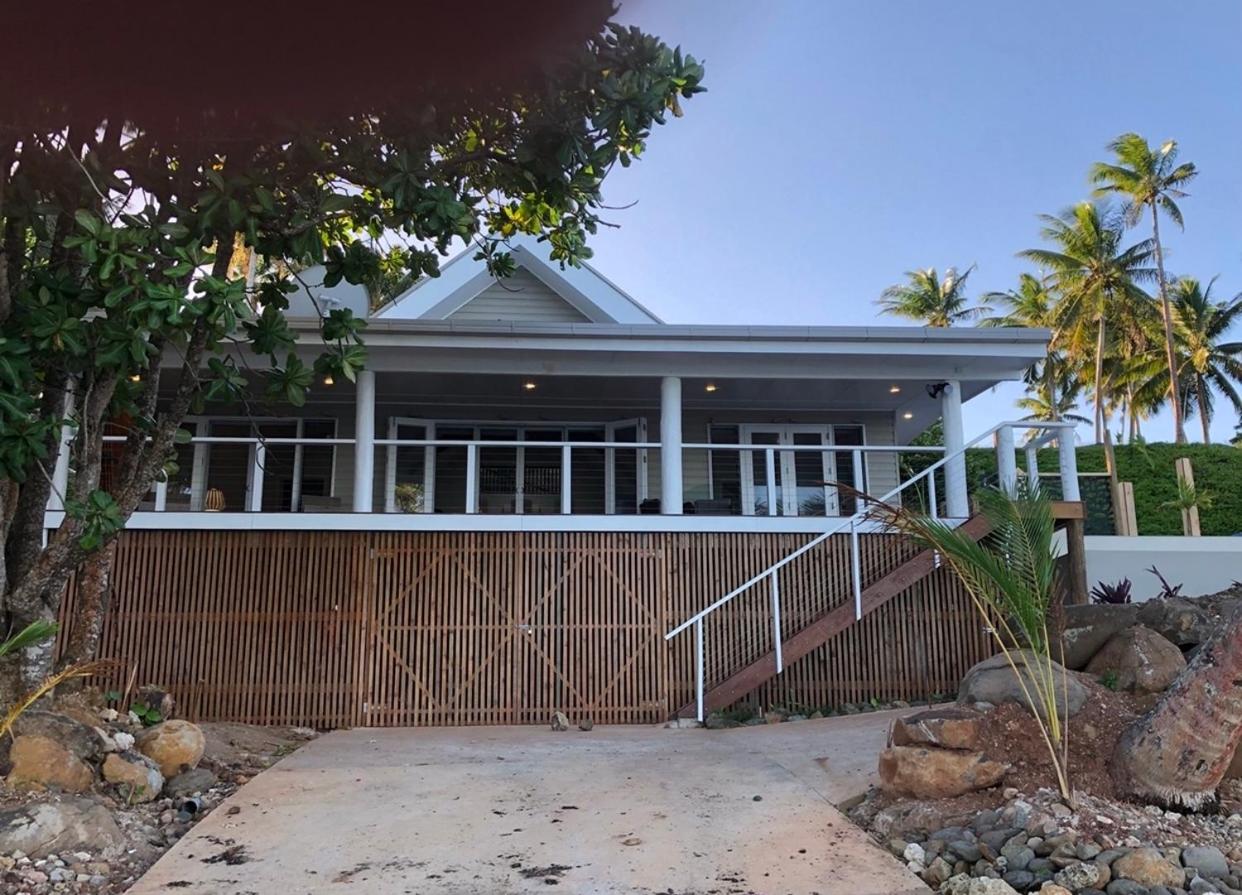 Island Breeze Fiji - view 4