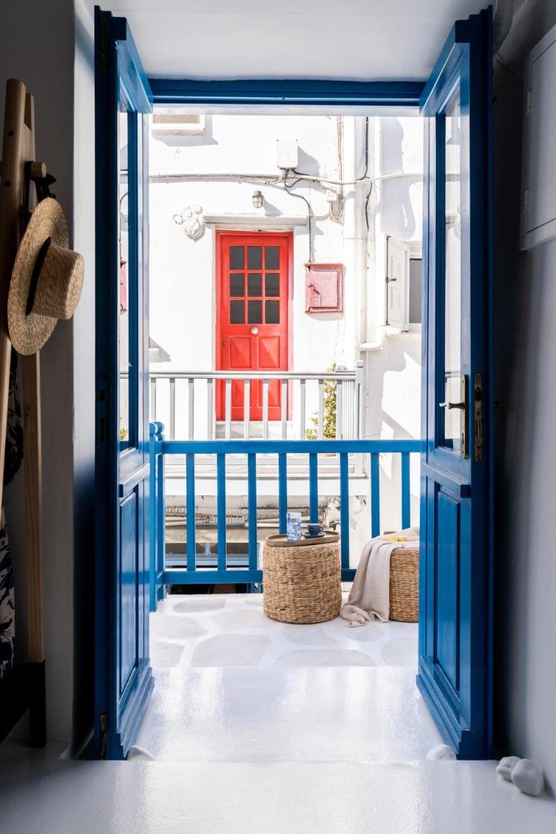 Love Suite Mykonos Town view 5