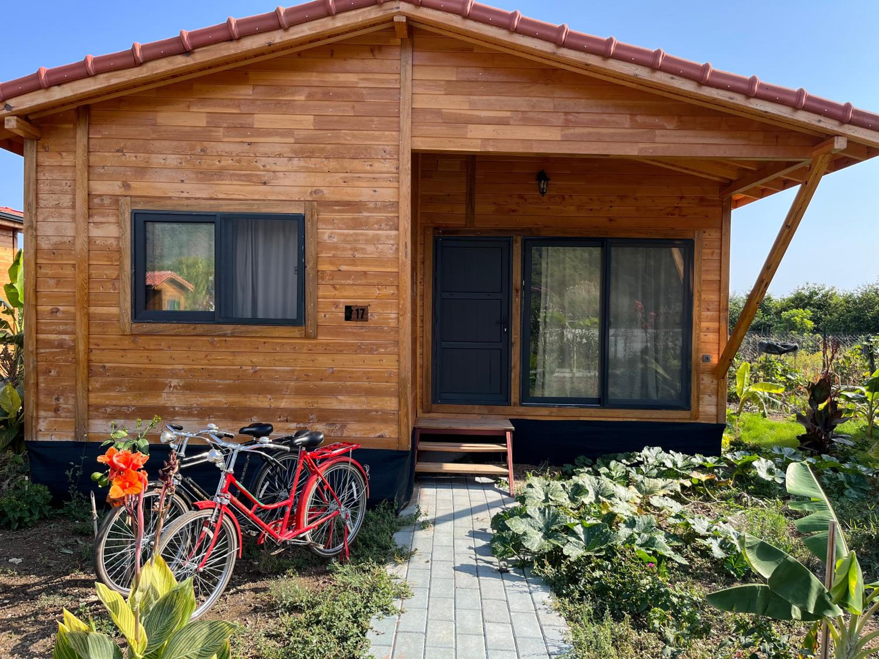 Lemon Garden Lodge
