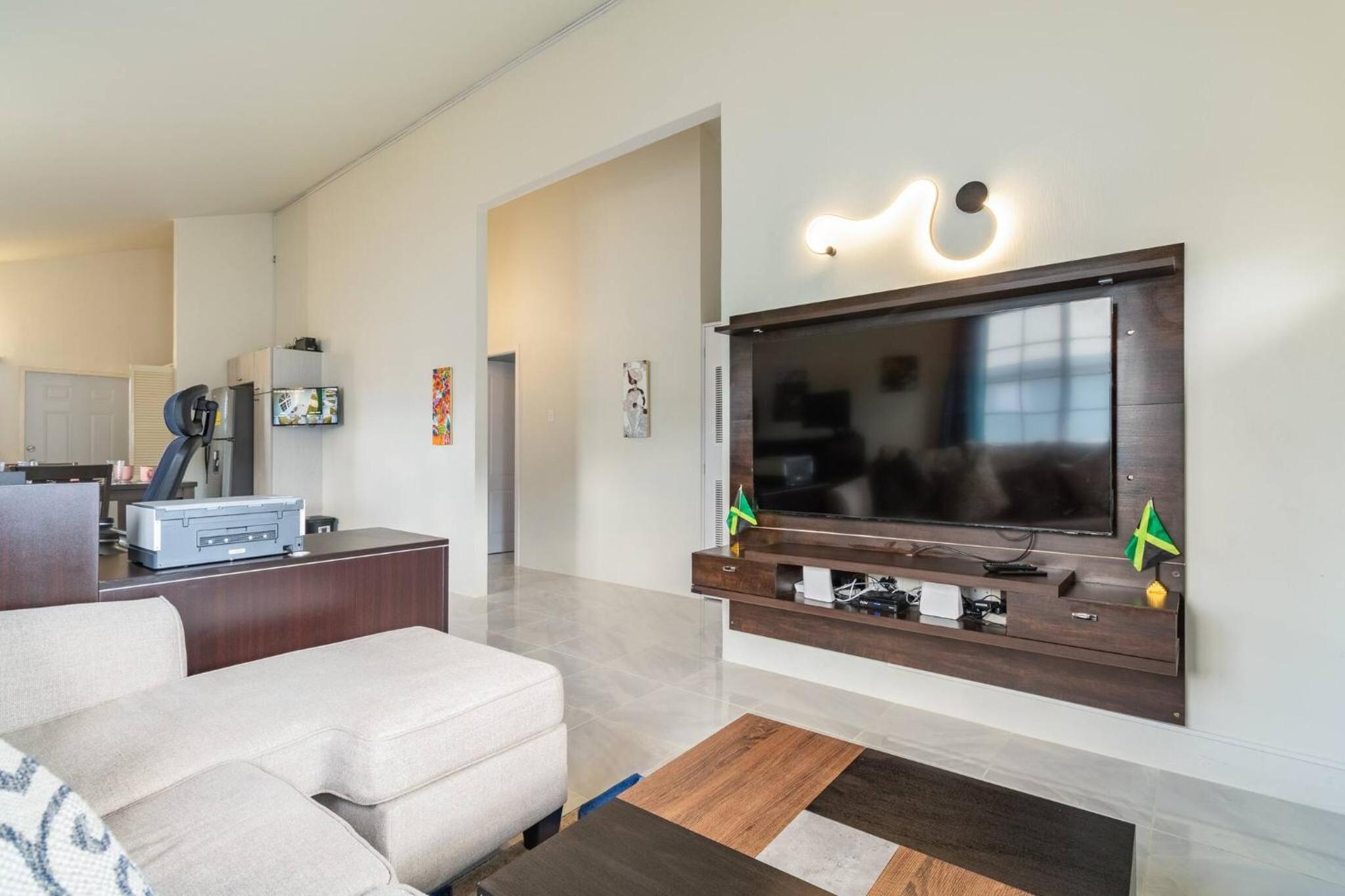 Brand New - Bungalow - Ocean View - Discovery Bay view 5