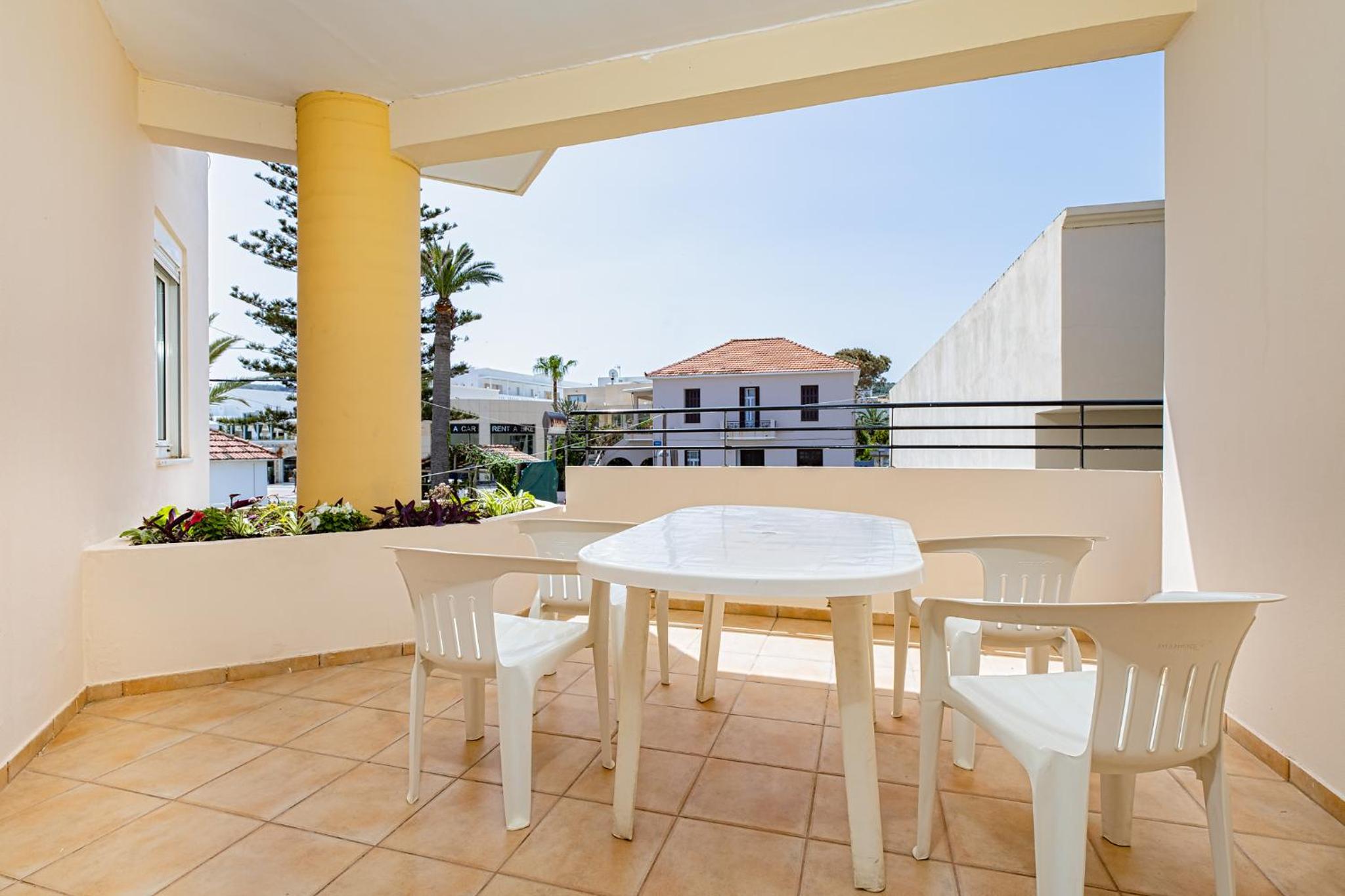 Marias Studios & Apartments in Platanias
