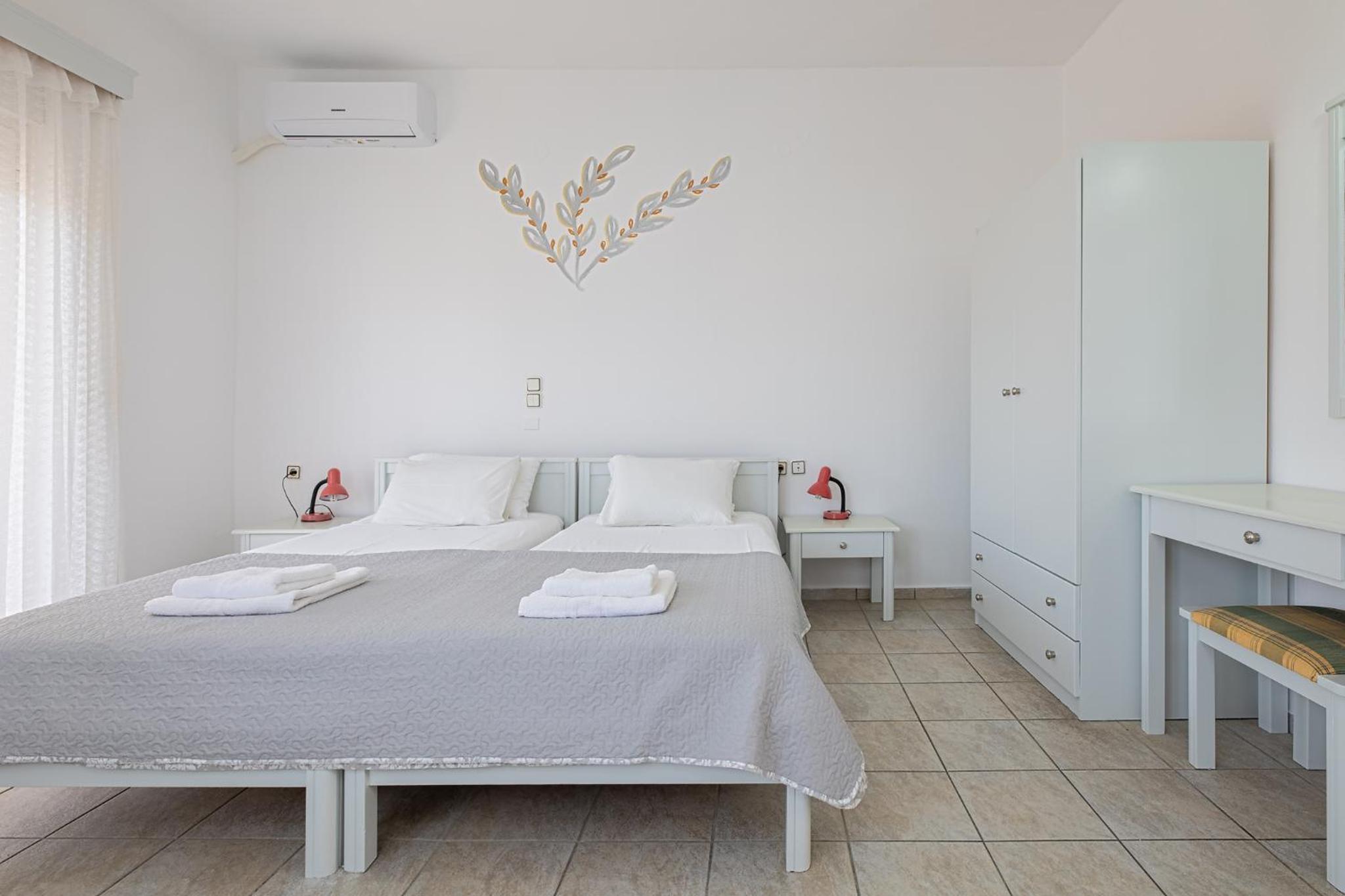 Marias Studios & Apartments in Platanias