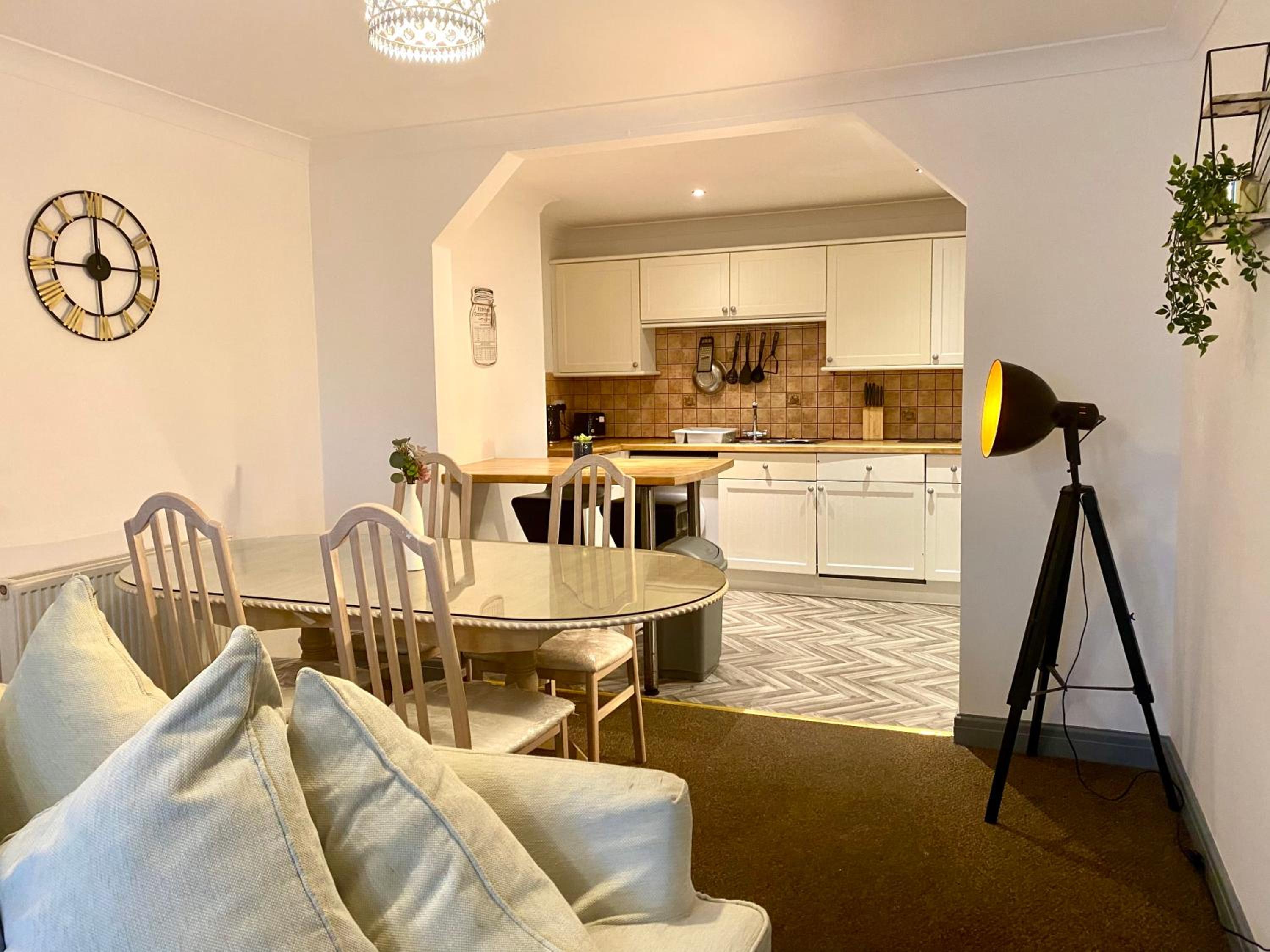 Fabrik Apartments - Harrowside by Blackpool Service Apartements