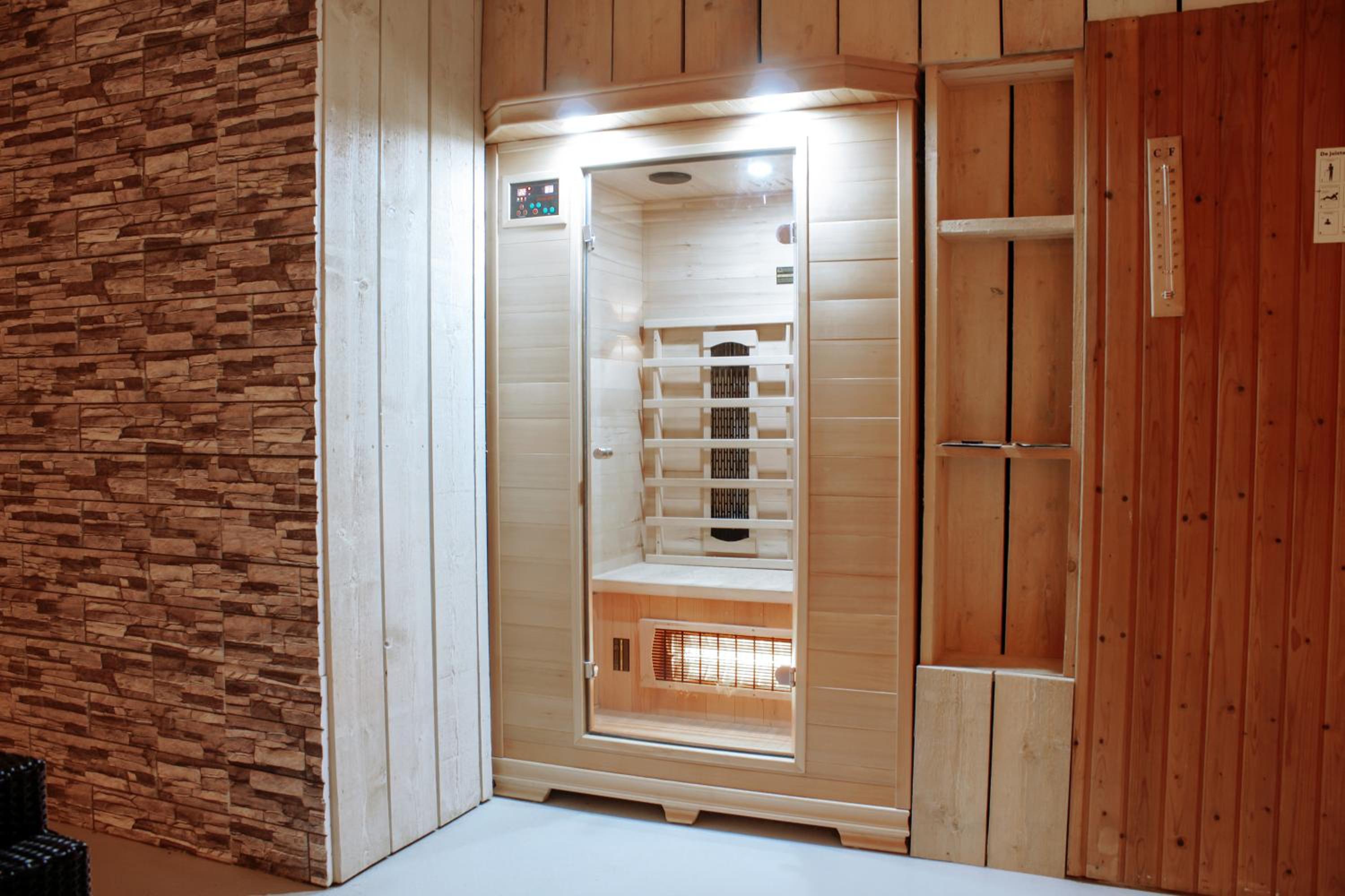 Luxus Familienvilla mit Jacuzzi & Sauna 2 view 2