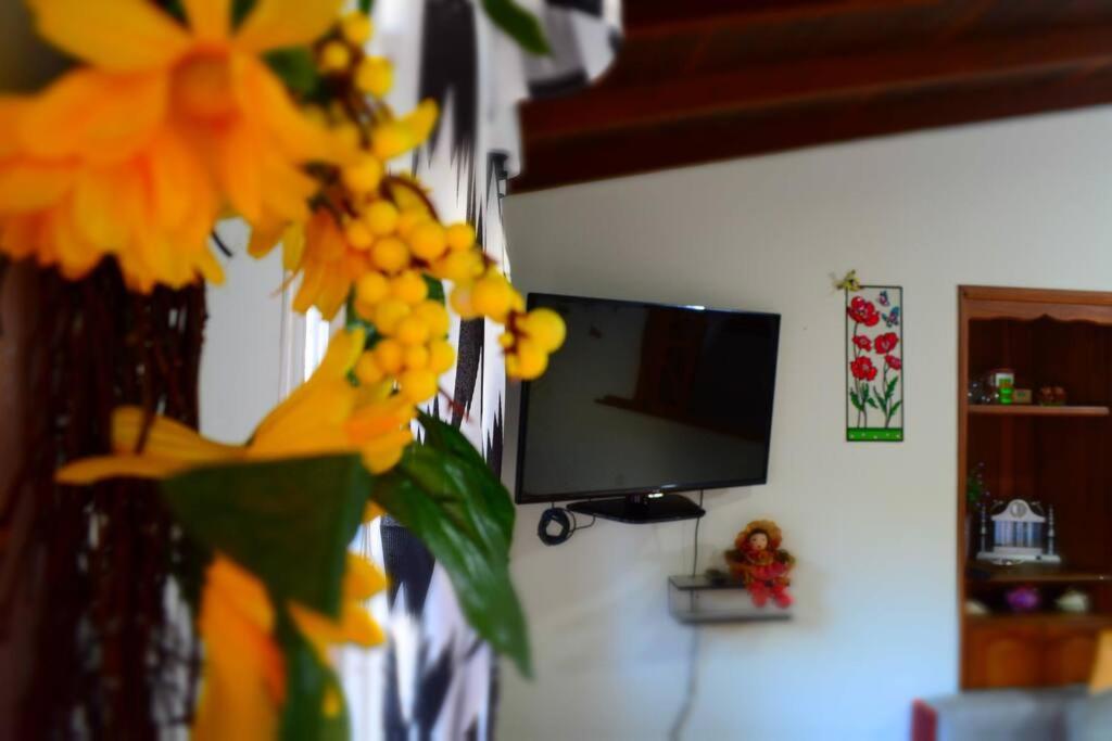 Casa familiar y agradable, parqueadero y BBQ