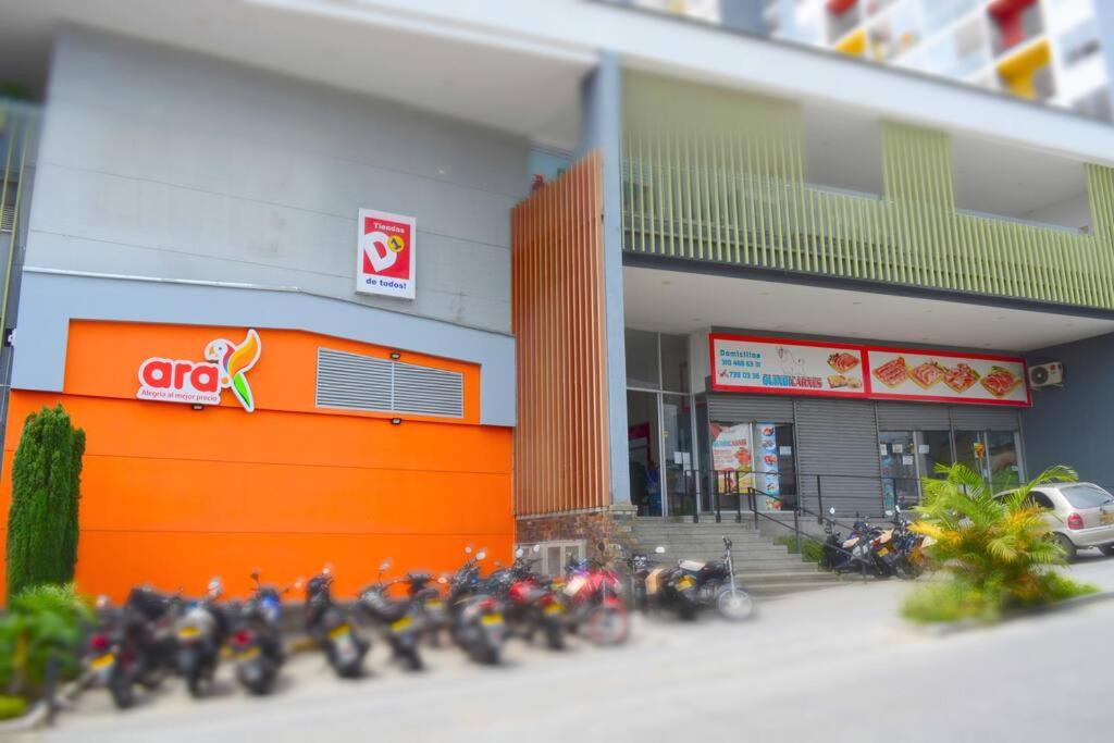 Casa familiar y agradable, parqueadero y BBQ