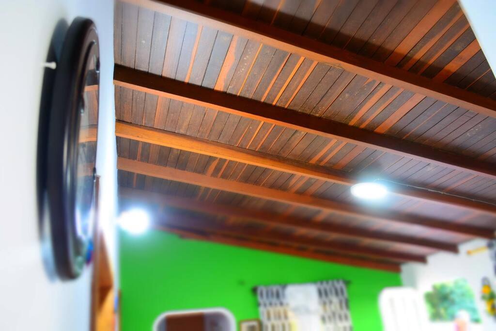 Casa familiar y agradable, parqueadero y BBQ