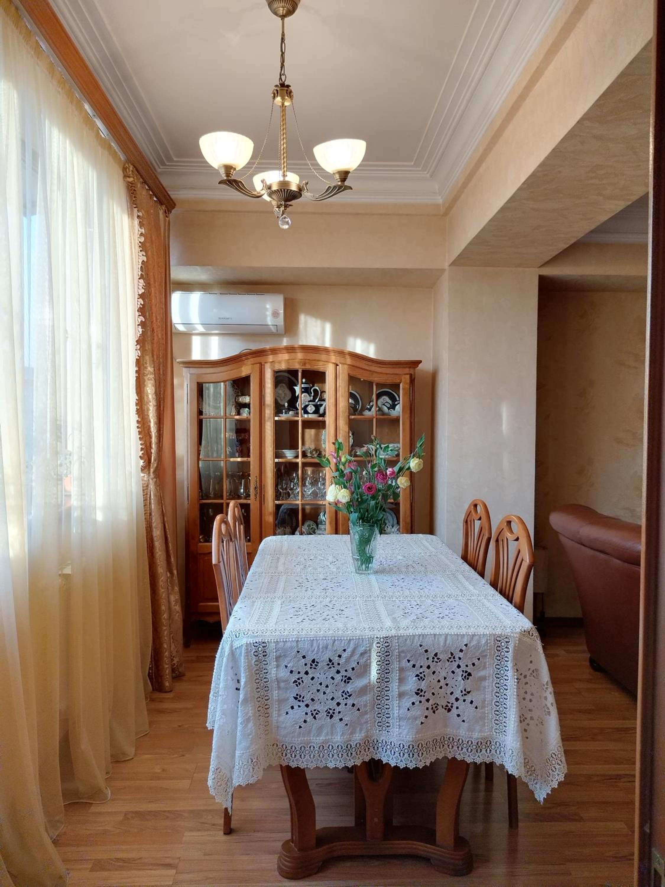 LeSi Apartament