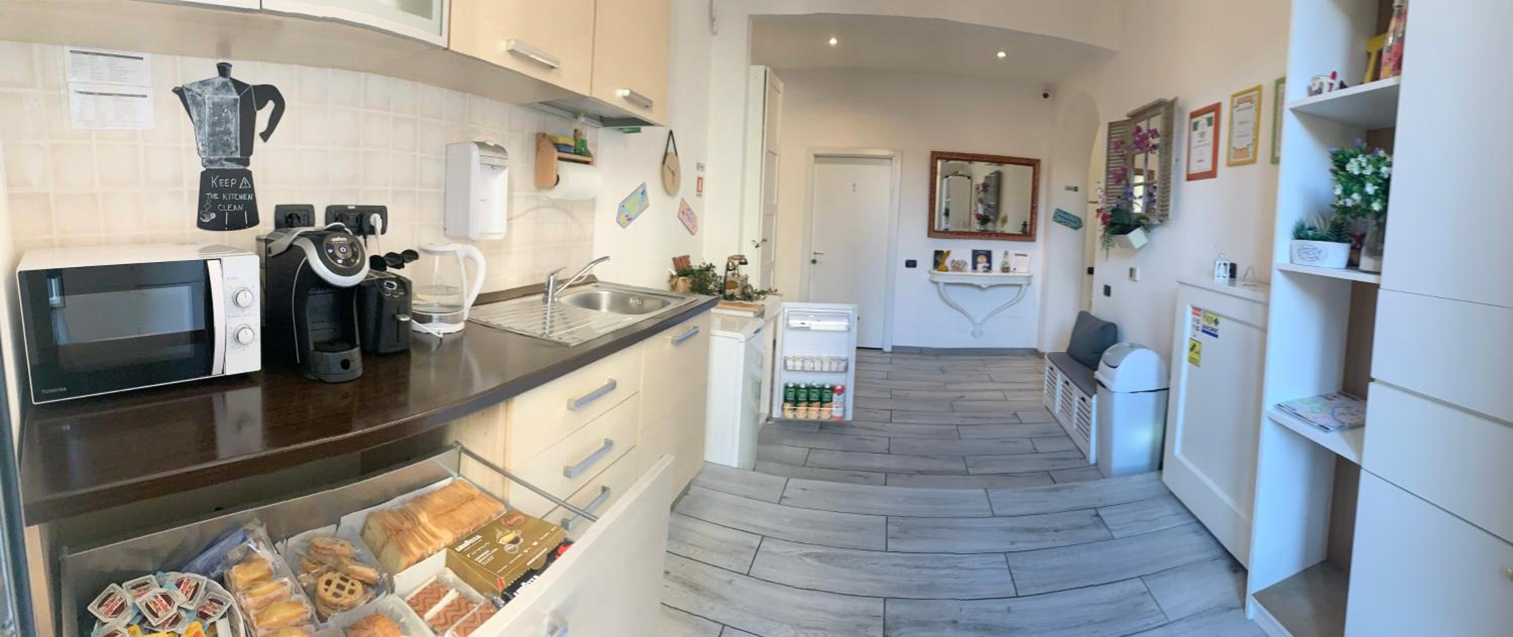 Julius Caesar 183 en Rome — kitchen