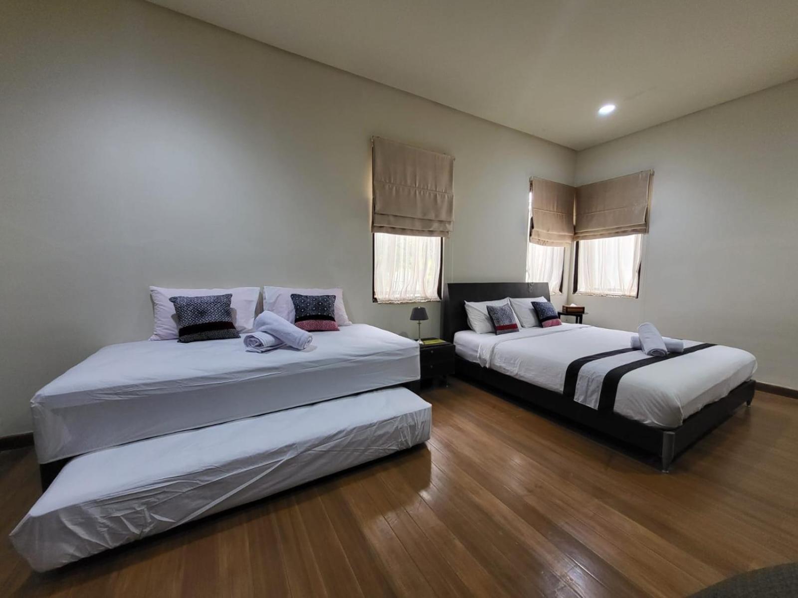 Villa Vimala Hills Semeru view 4