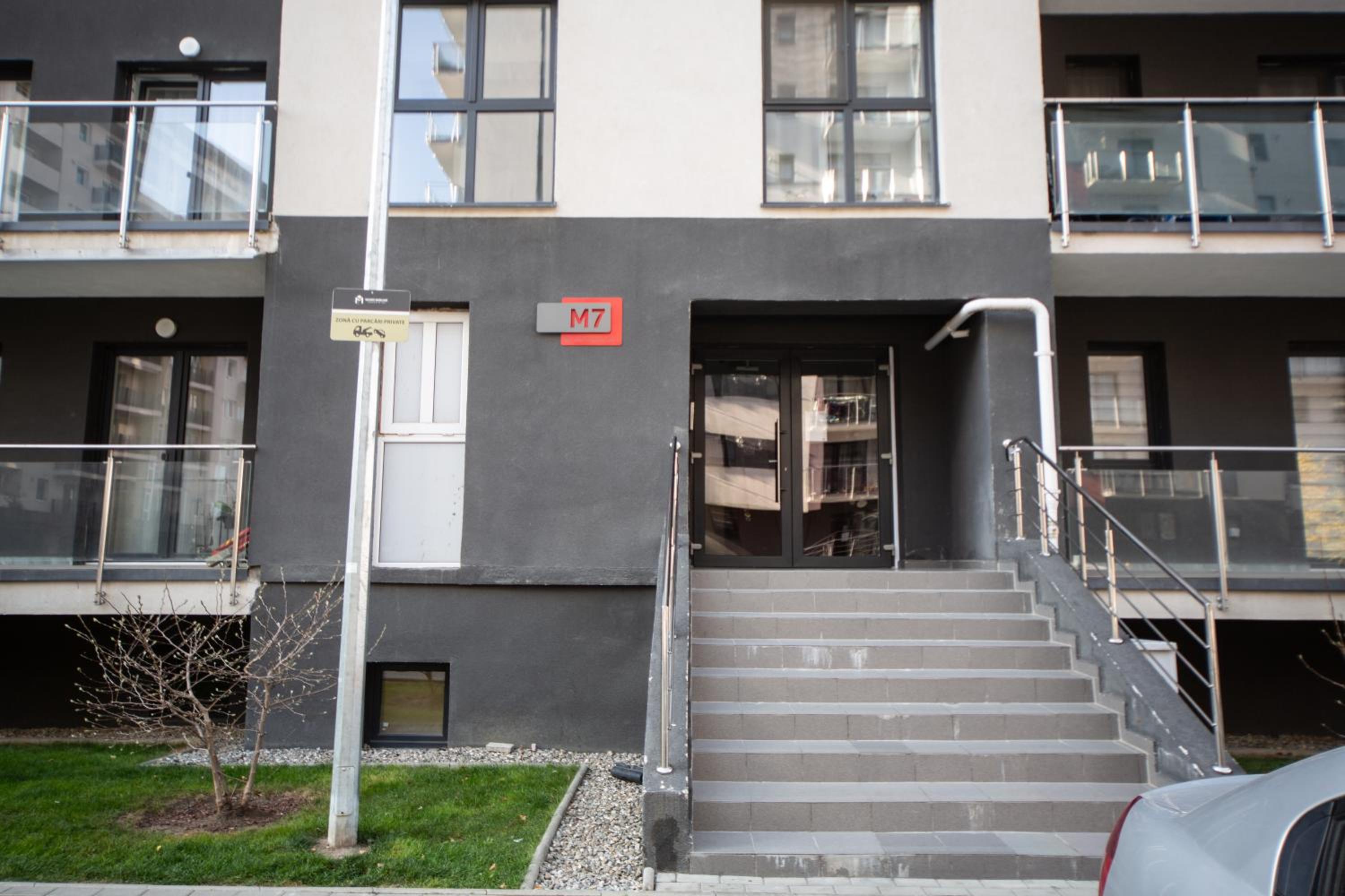 Alezi Residence