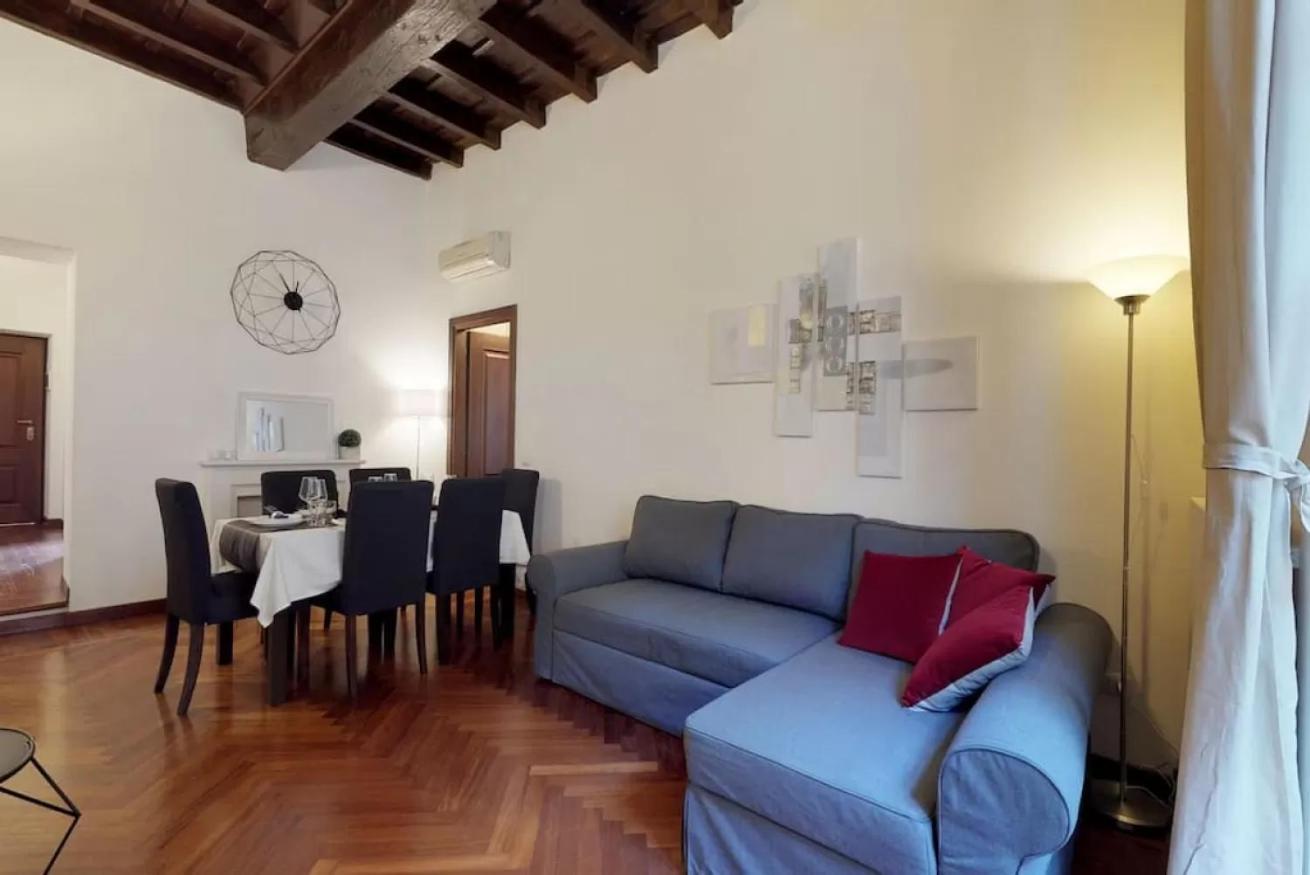 Classbnb - Luxury Apartment in Milan's Fashion District - 5 Min from Galleria Vittorio Emanuele II