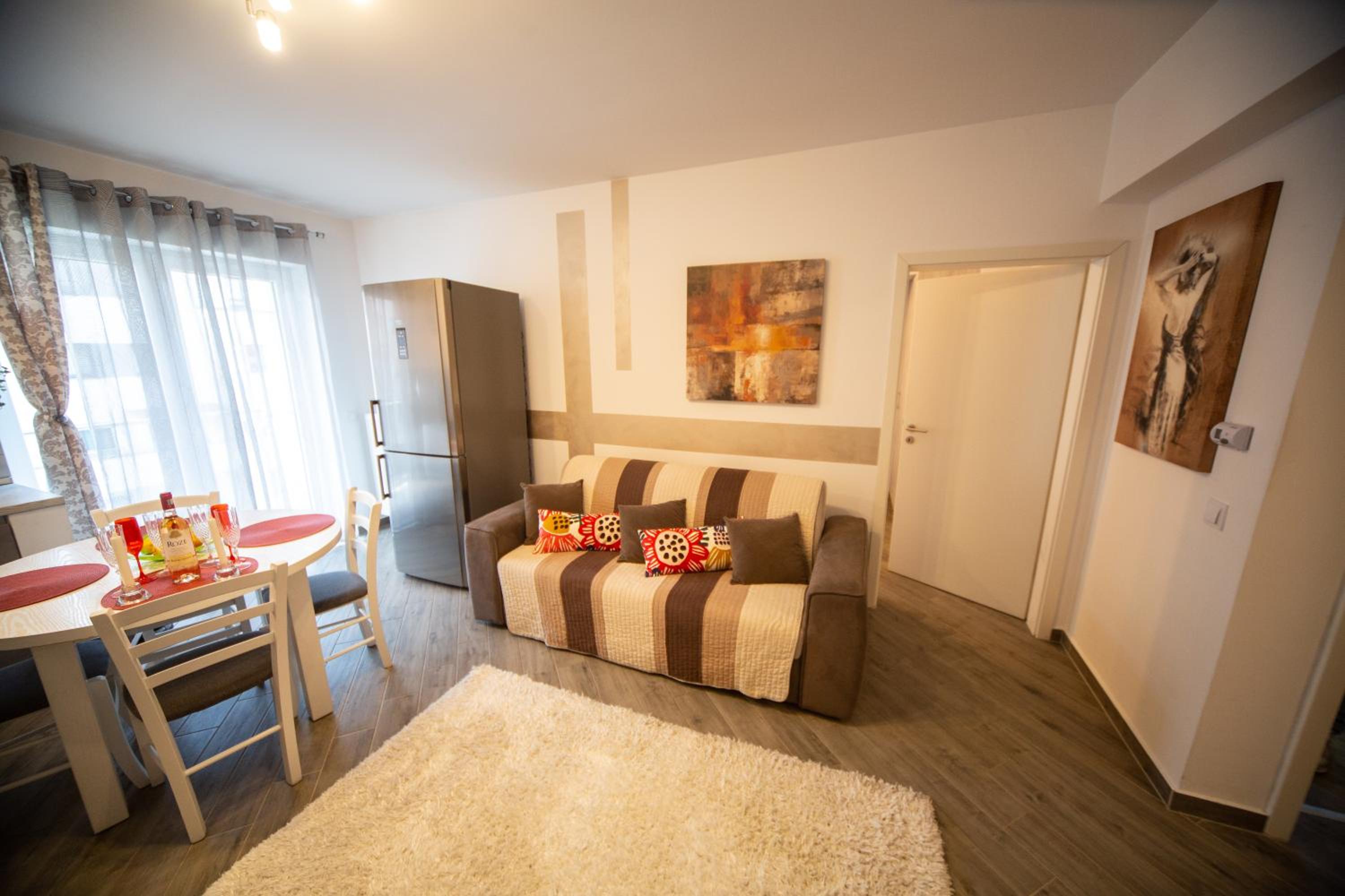 Alezi Residence