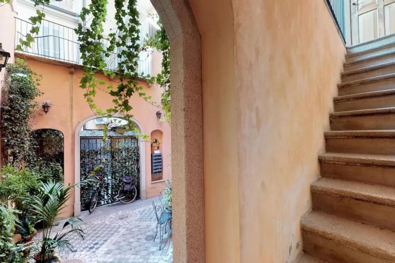 Classbnb - Luxury Apartment in Milan's Fashion District - 5 Min from Galleria Vittorio Emanuele II